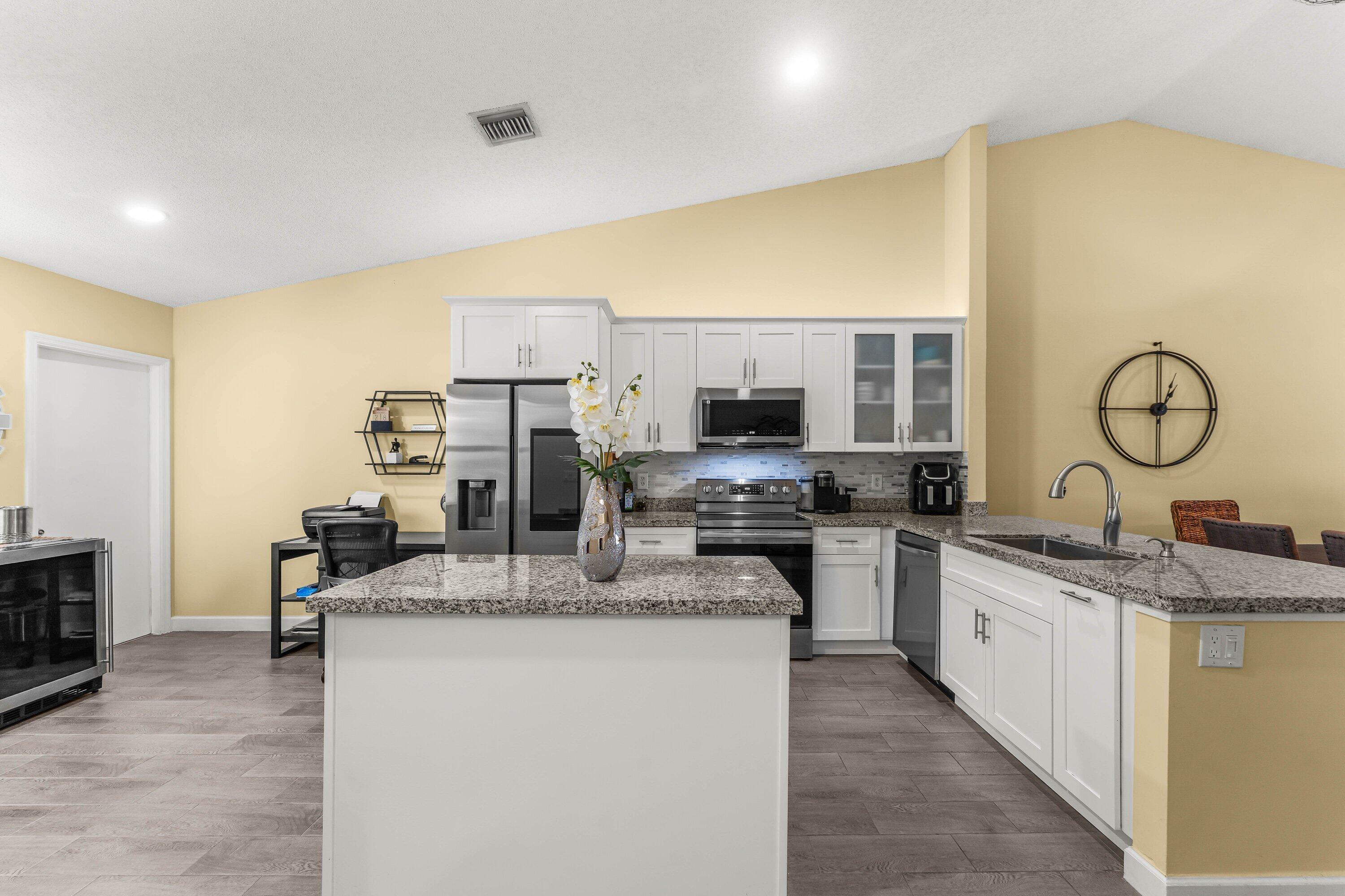 12195 Forest Greens Drive, Boynton Beach, FL 33437, Boynton Beach - Photo 2