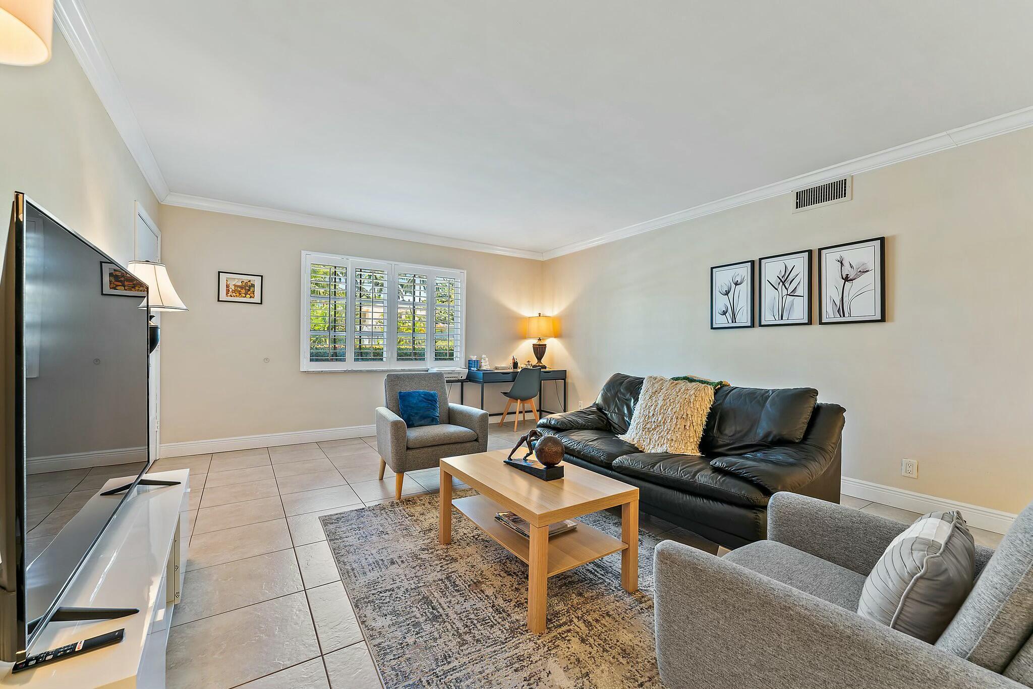 3036 Park Avenue, Riviera Beach, FL 33404, Riviera Beach - Photo 4