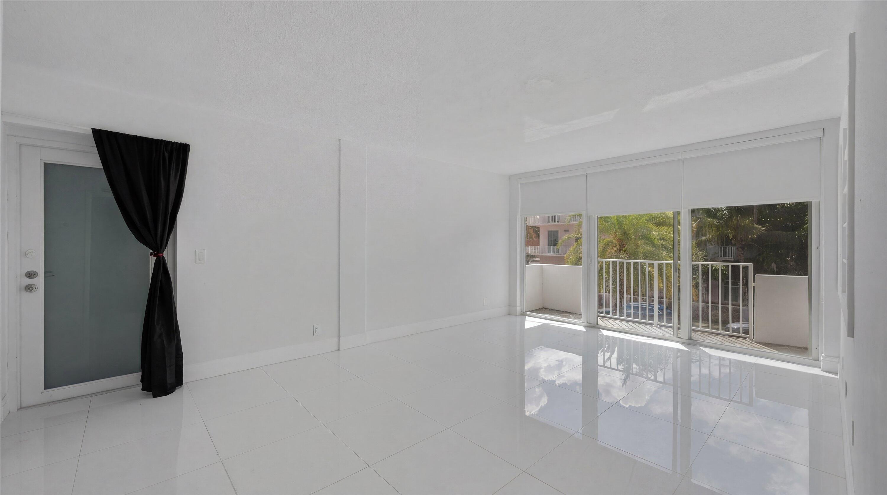 401 Peruvian Avenue 2010, Palm Beach, FL 33480, Palm Beach - Photo 2