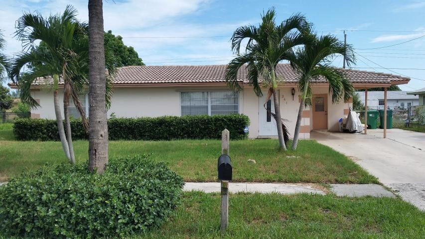 341 W 22nd Court, Riviera Beach, FL 33404, Riviera Beach - Photo 2