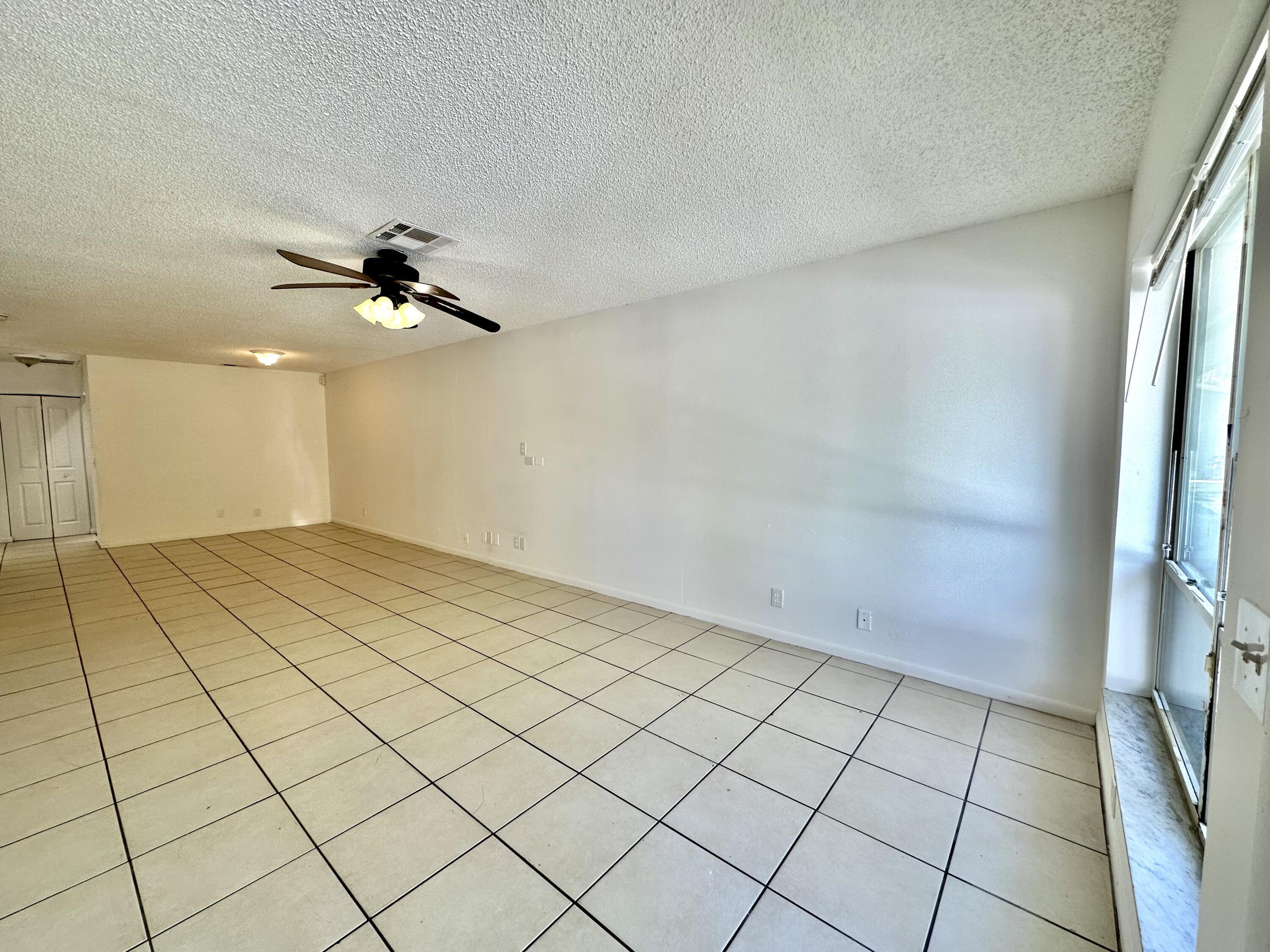 513 Pine Ridge Avenue Unit A, Lantana, FL 33462, Lantana - Photo 2