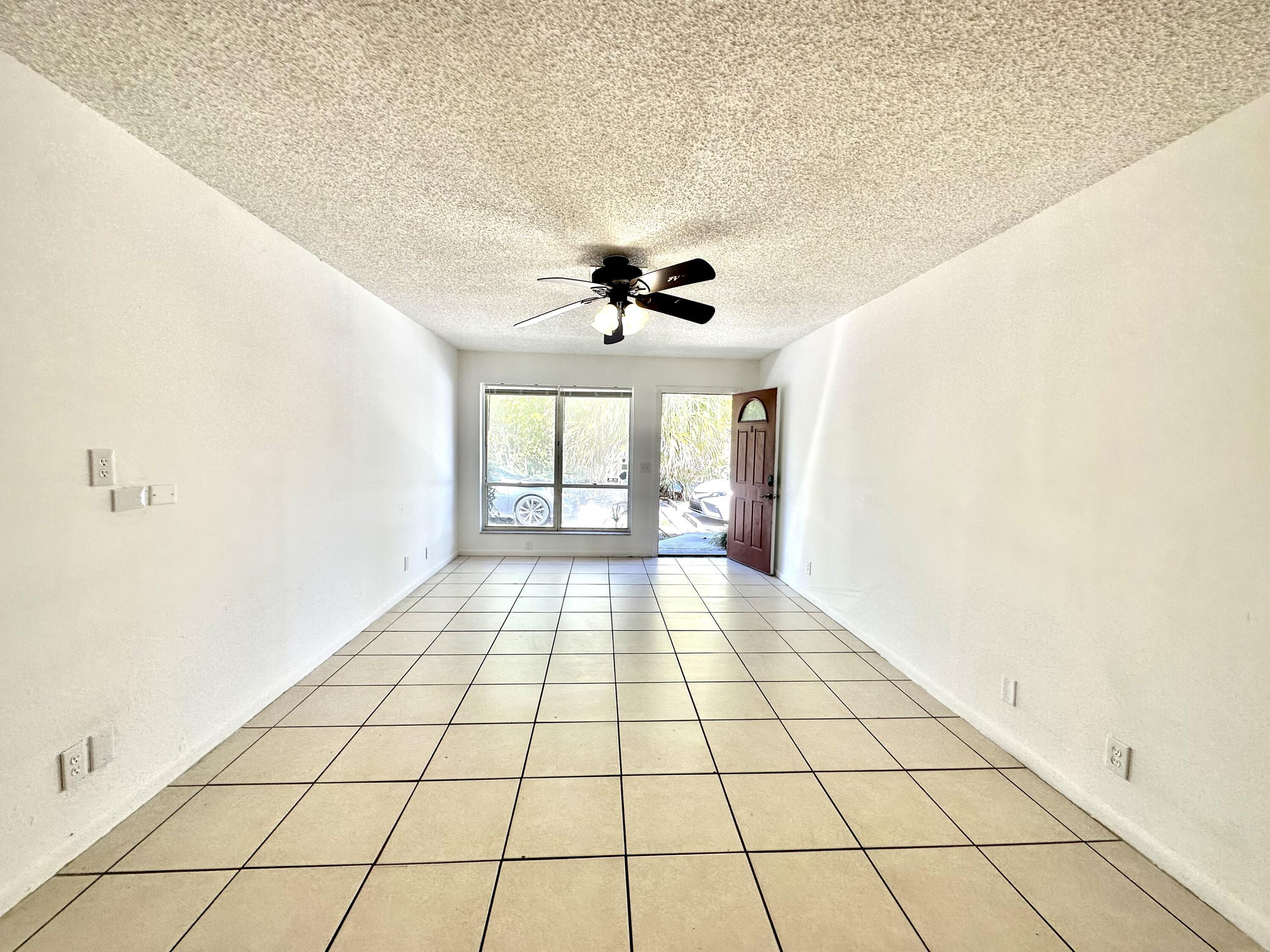 513 Pine Ridge Avenue Unit A, Lantana, FL 33462, Lantana - Photo 4