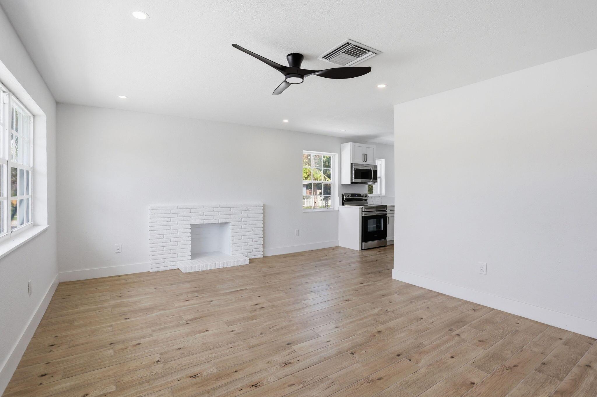 2312 Redwood Road, West Palm Beach, FL 33409, West Palm Beach - Photo 5