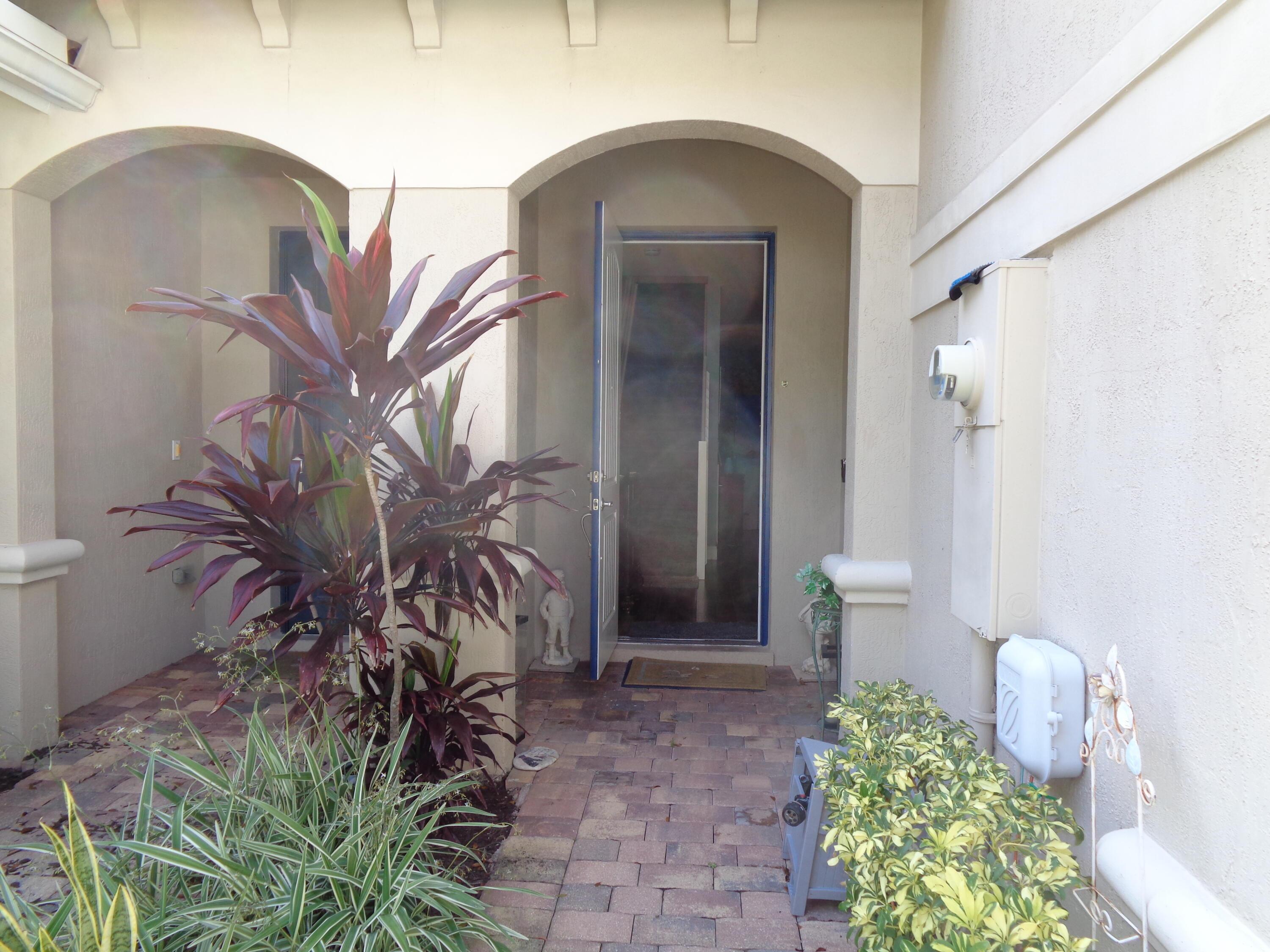 2626 Webb Avenue, Delray Beach, FL 33444, Delray Beach - Photo 2