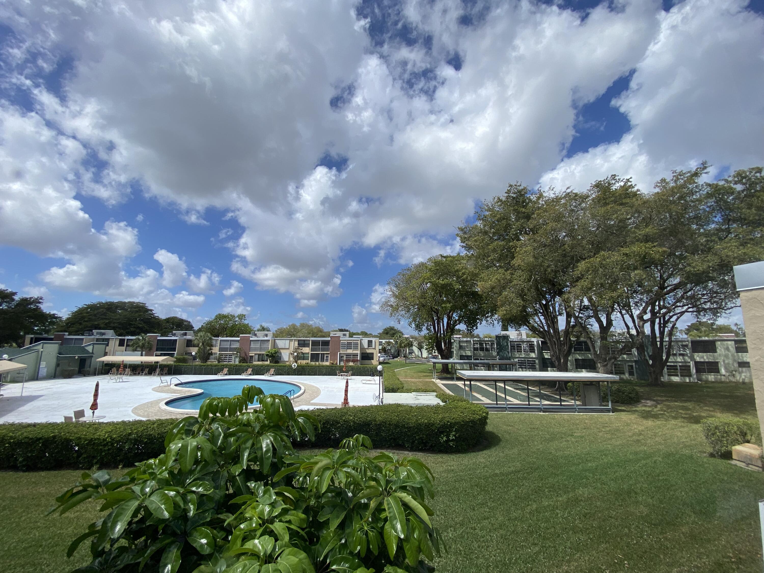 7365 NW 18 Street 202, Margate, FL 33063, Margate - Photo 2