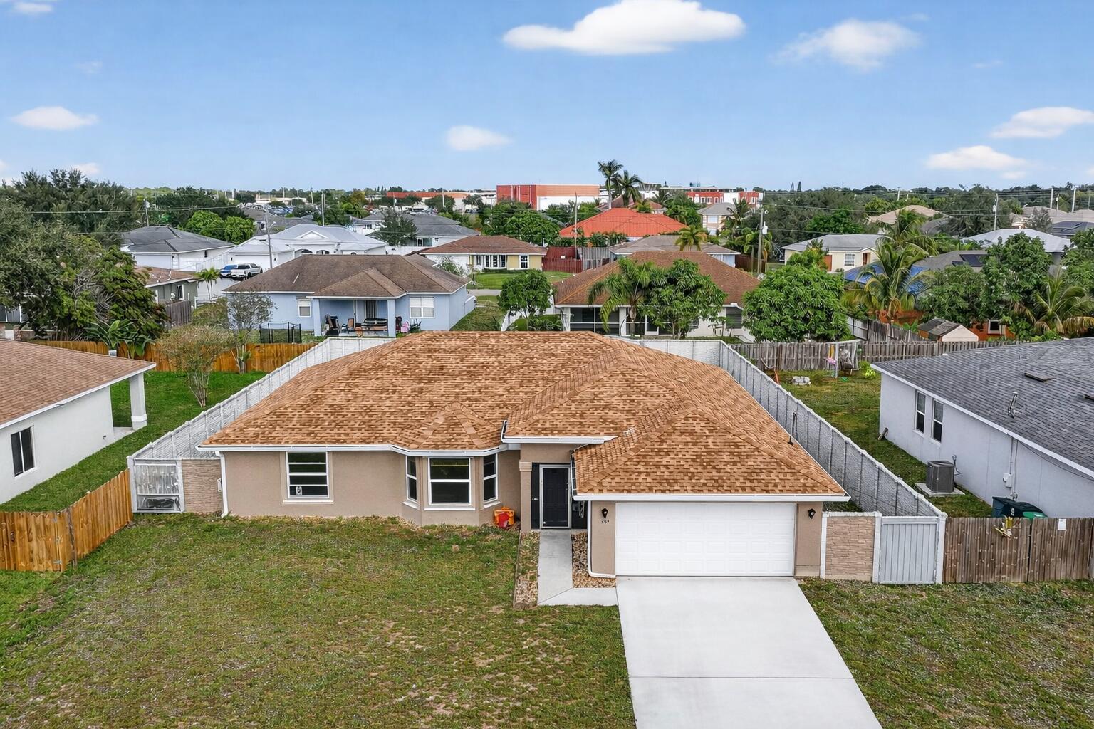 557 SW Halkell Avenue, Port St. Lucie, FL 34953, Port St. Lucie - Photo 3