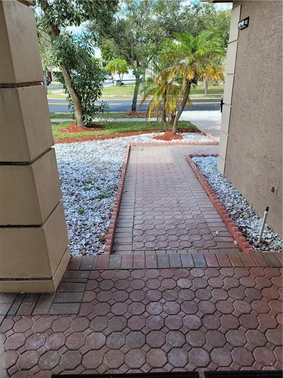 2281 SW 164th Ave, Miramar, FL 33027, Miramar - Photo 4