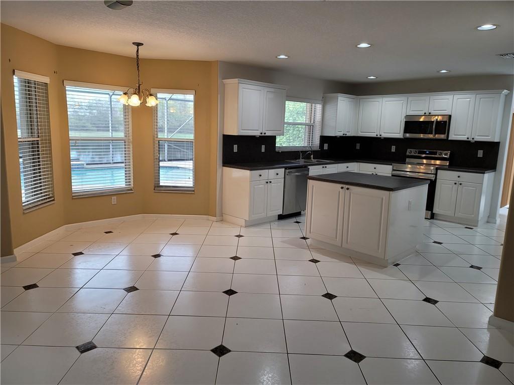 2281 SW 164th Ave, Miramar, FL 33027, Miramar - Photo 5