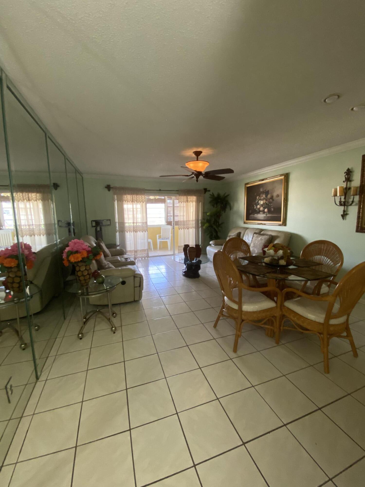 715 Lori Drive 302, Palm Springs, FL 33461, Palm Springs - Photo 5