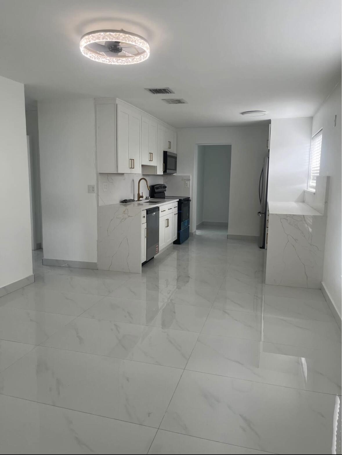 3900 SW 59th Ave, Davie, FL 33314, Davie - Photo 5