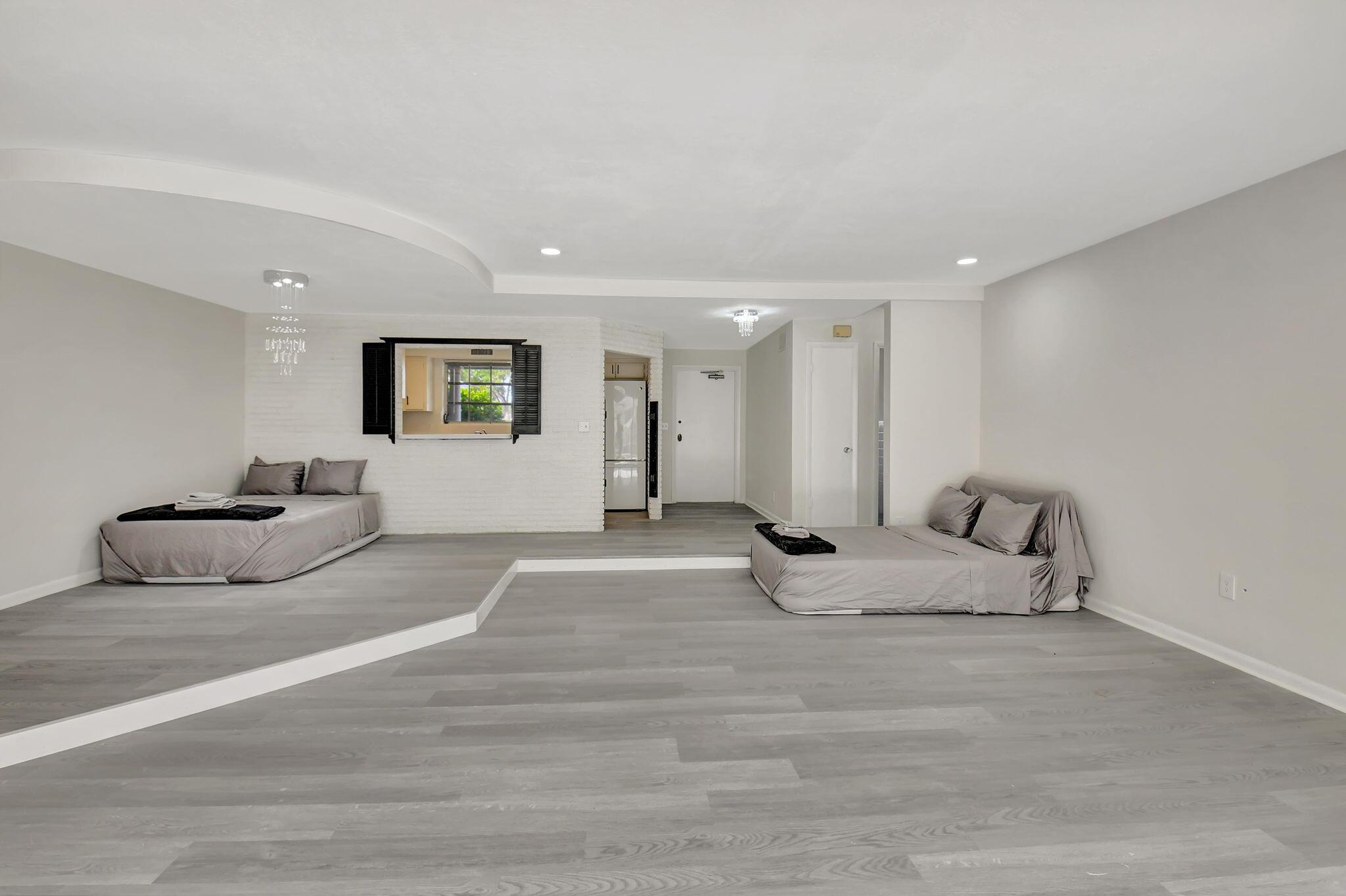 410 NW Spanish River Boulevard, Boca Raton, FL 33431, Boca Raton - Photo 4