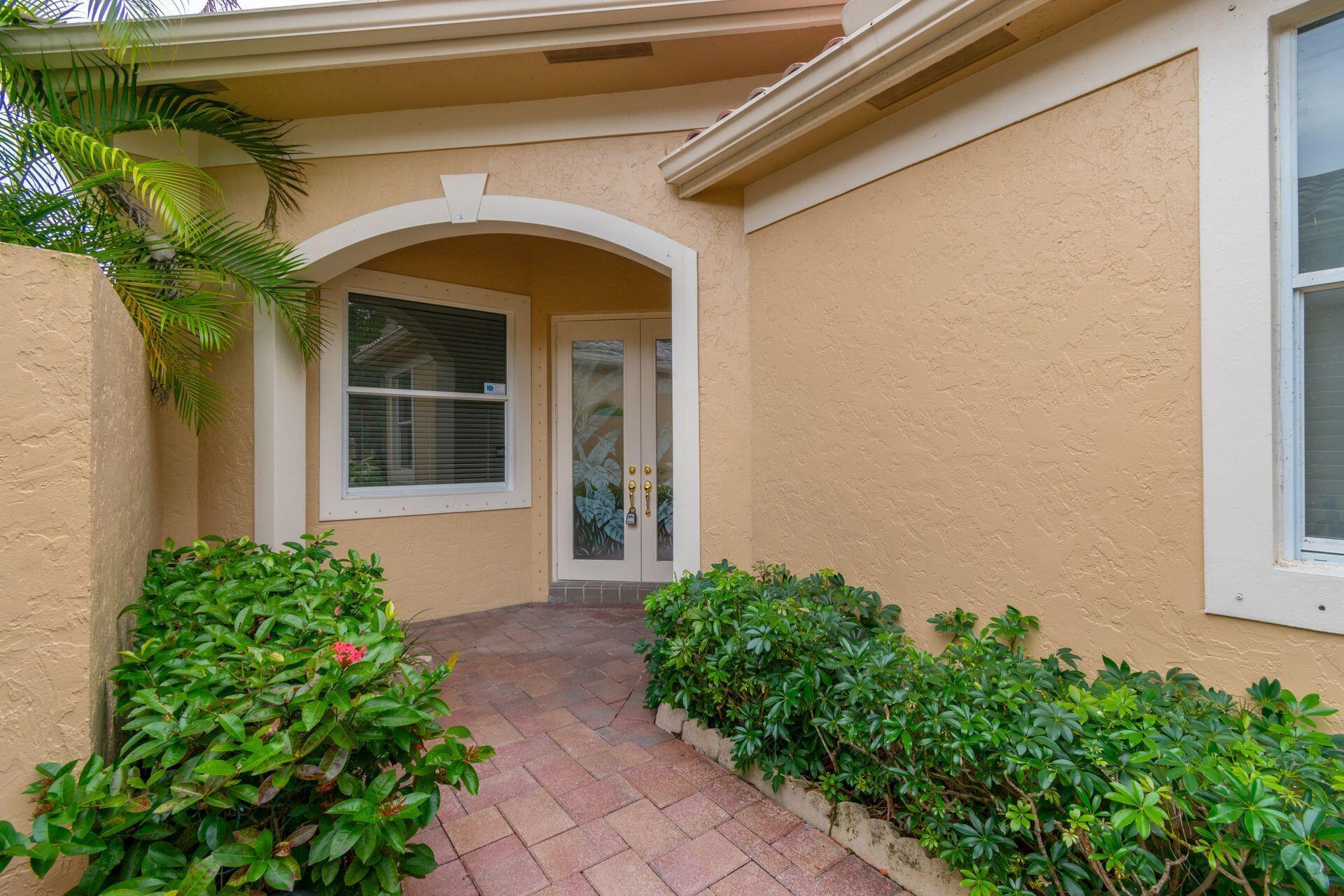 2466 Bay Isle Court, Weston, FL 33327, Weston - Photo 3