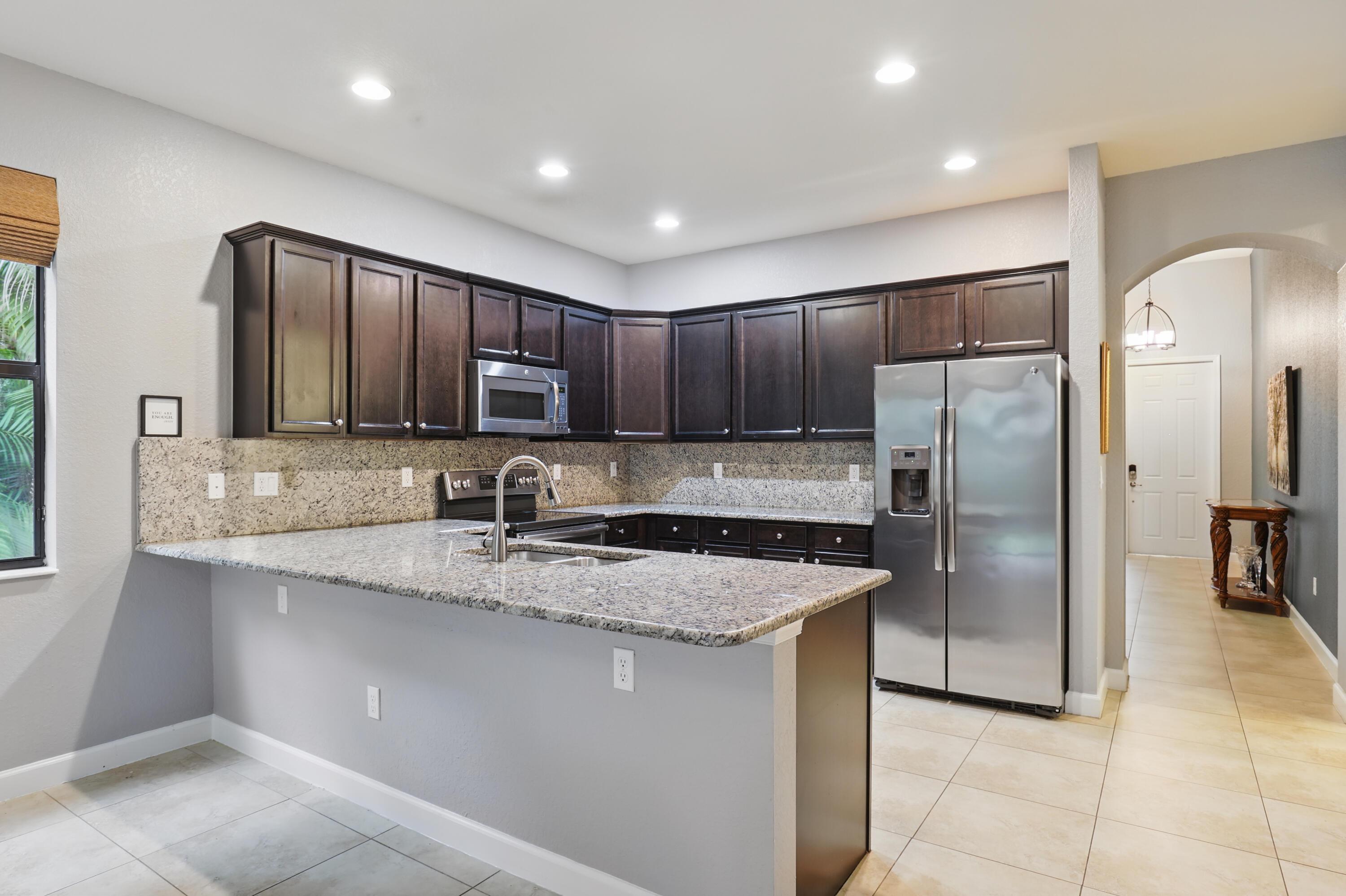 3801 Aspen Leaf Drive, Boynton Beach, FL 33436, Boynton Beach - Photo 3