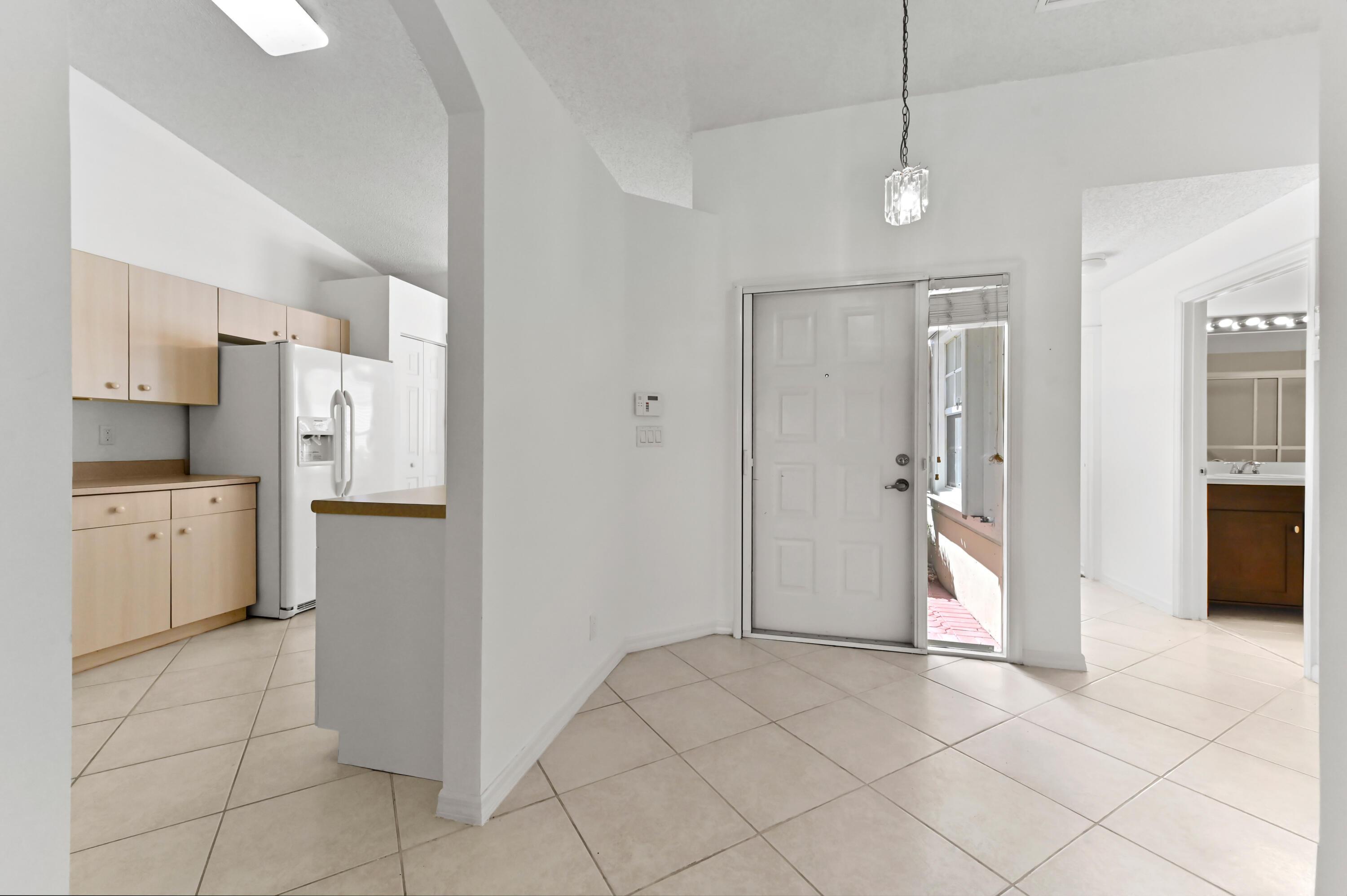 6069 Heliconia Road, Delray Beach, FL 33484, Delray Beach - Photo 4