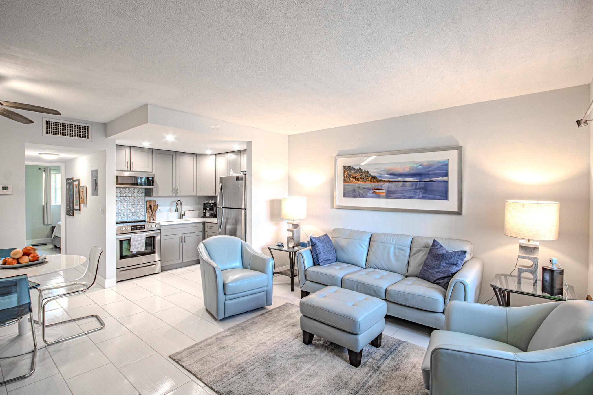 660 Glouchester Street 106, Boca Raton, FL 33487, Boca Raton - Photo 2