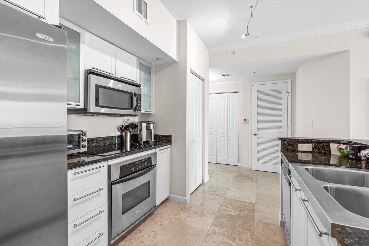 235 NE 1st Street 504, Delray Beach, FL 33444, Delray Beach - Photo 5
