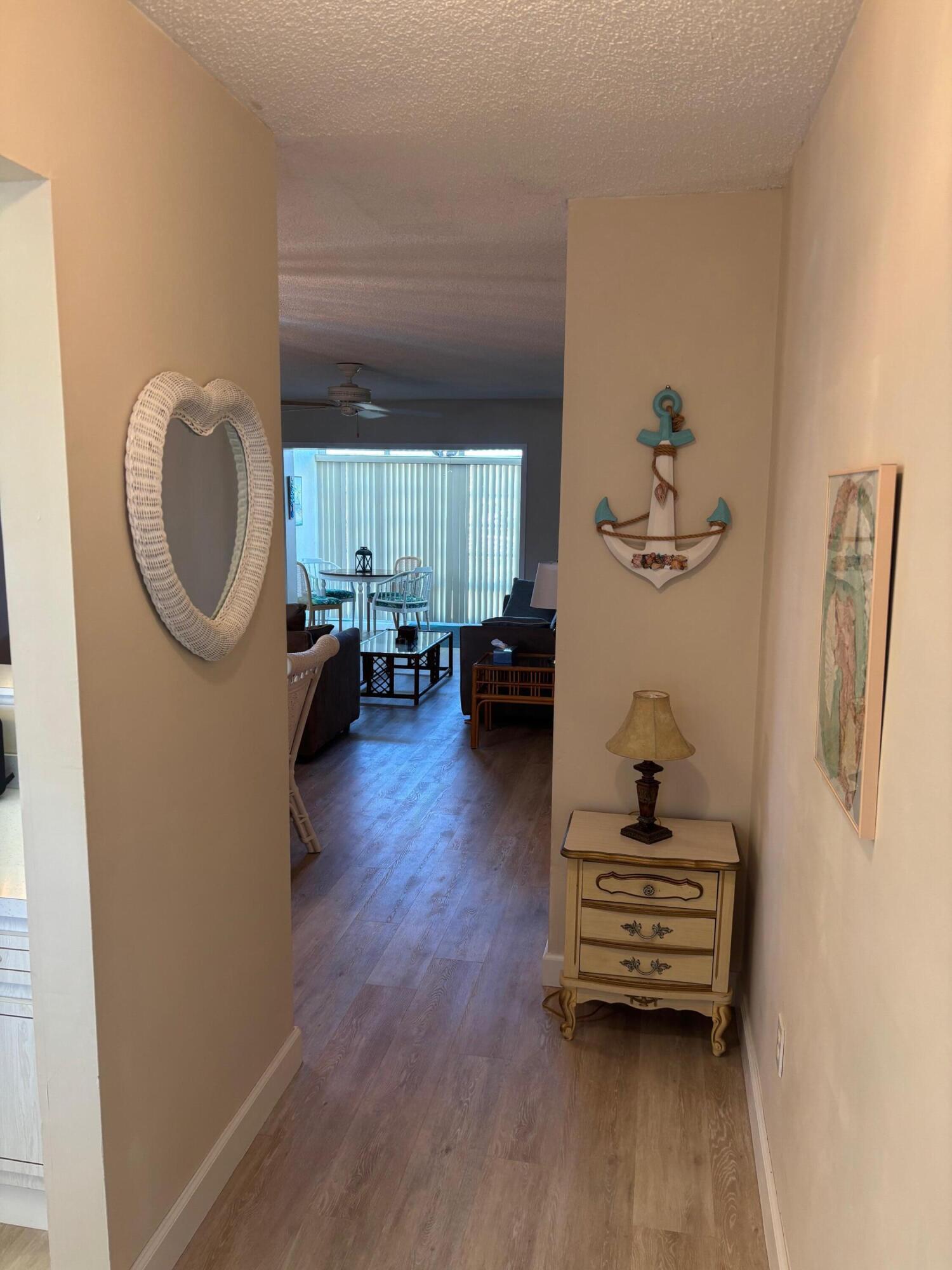 2950 SE Ocean Boulevard 7-5, Stuart, FL 34996, Stuart - Photo 5
