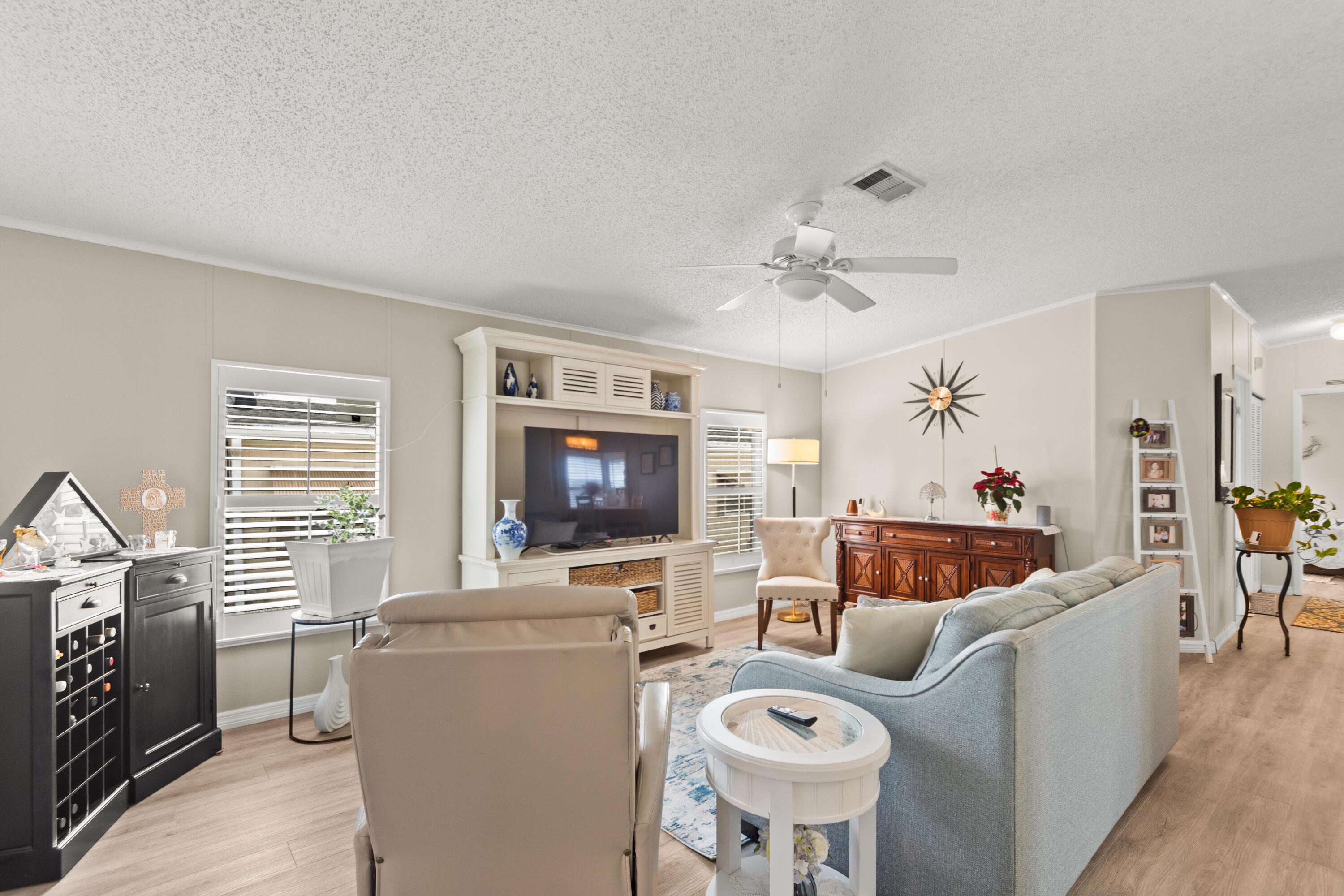 245 Camino Del Rio, Port St. Lucie, FL 34952, Port St. Lucie - Photo 4