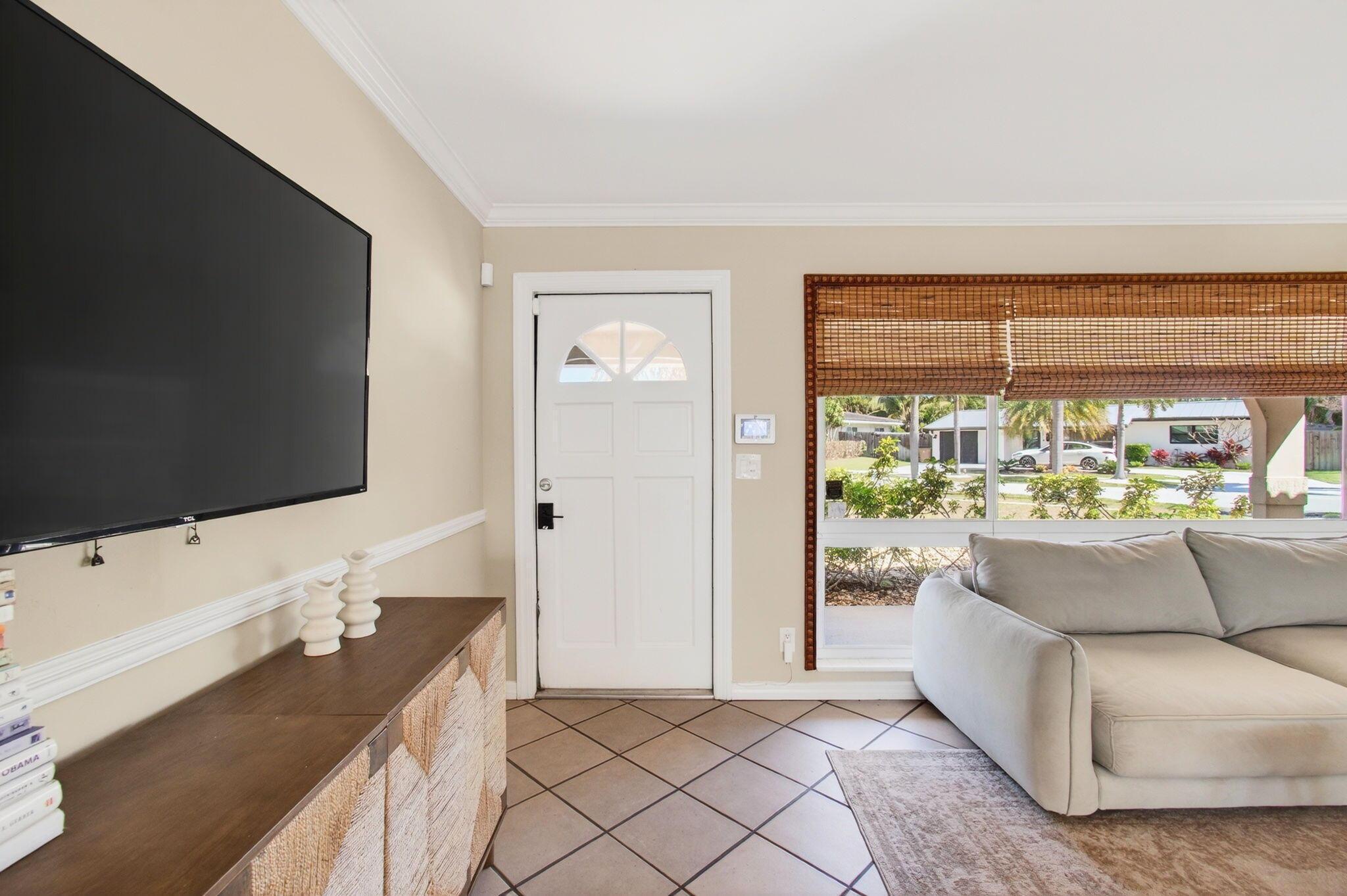 301 SE 8th Avenue, Deerfield Beach, FL 33441, Deerfield Beach - Photo 5