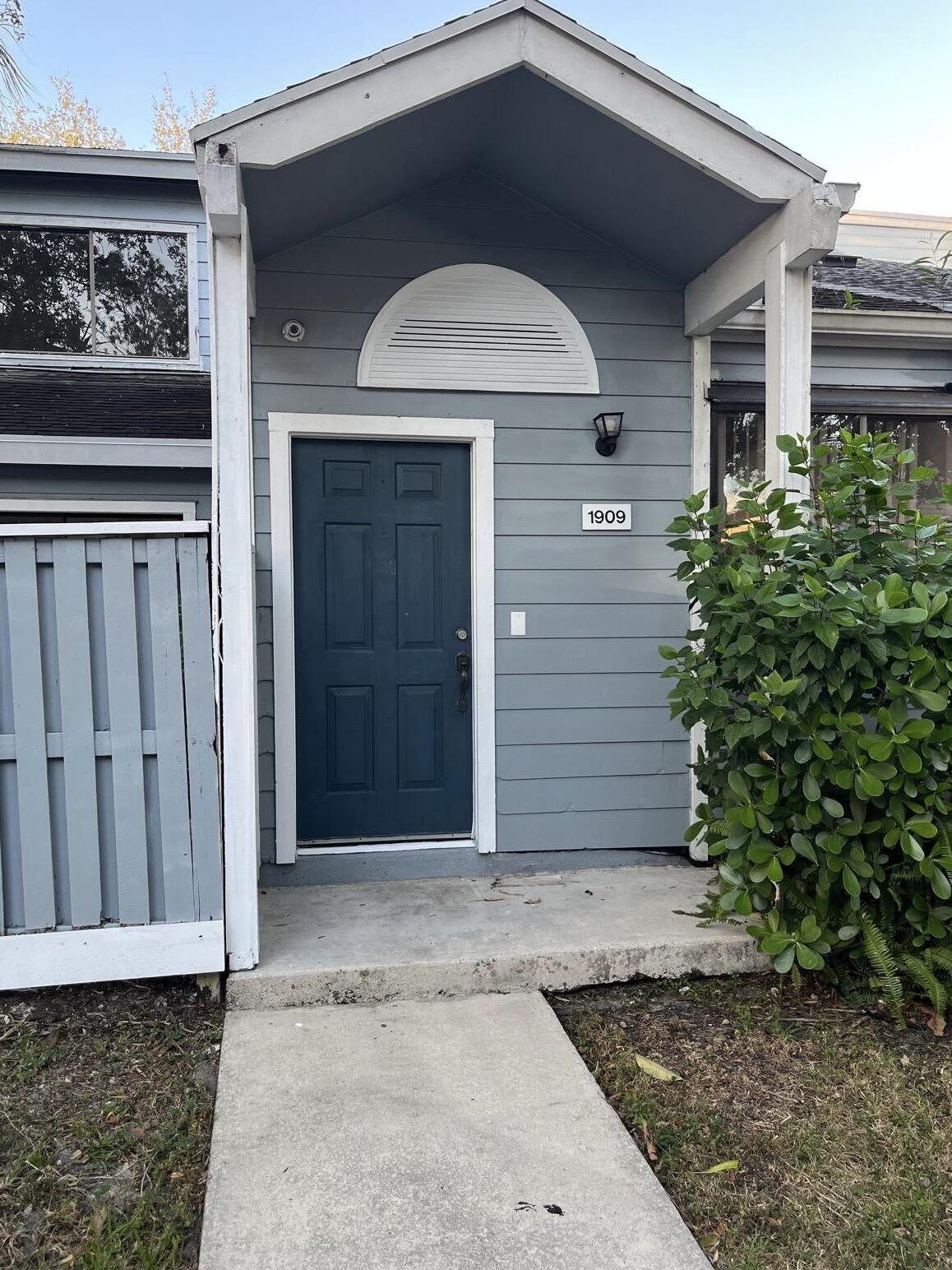 1909 Players Place, North Lauderdale, FL 33068, North Lauderdale