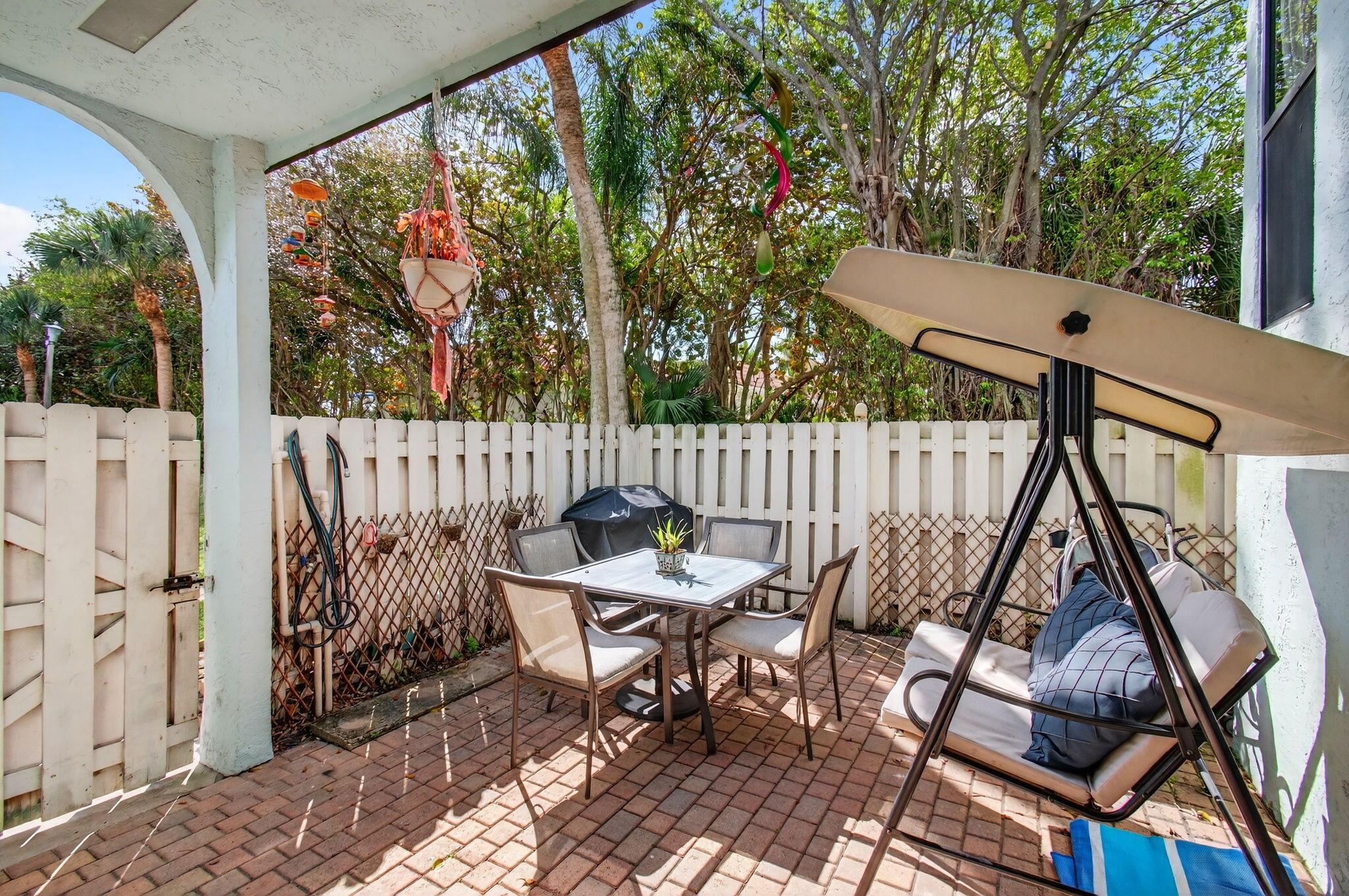 22380 Pineapple Walk Drive, Boca Raton, FL 33433, Boca Raton - Photo 4