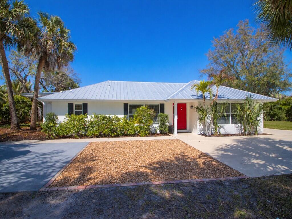 527 E Causeway Boulevard, Vero Beach, FL 32963, Vero Beach