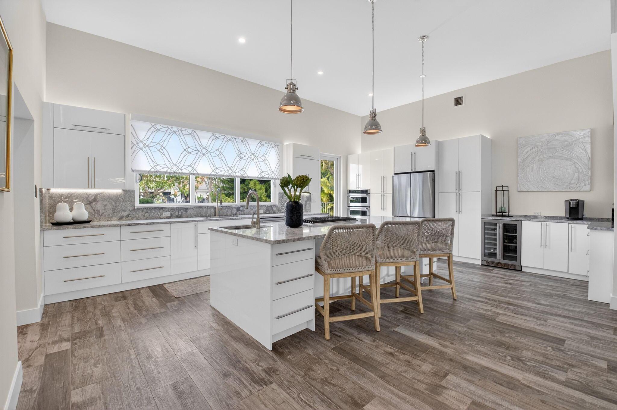 4869 Pineview Circle, Delray Beach, FL 33445, Delray Beach - Photo 3