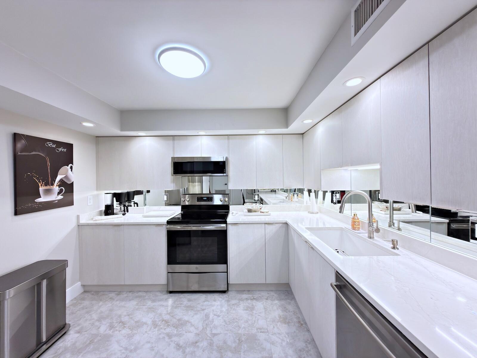 3546 S Ocean Boulevard 316, South Palm Beach, FL 33480, South Palm Beach - Photo 3