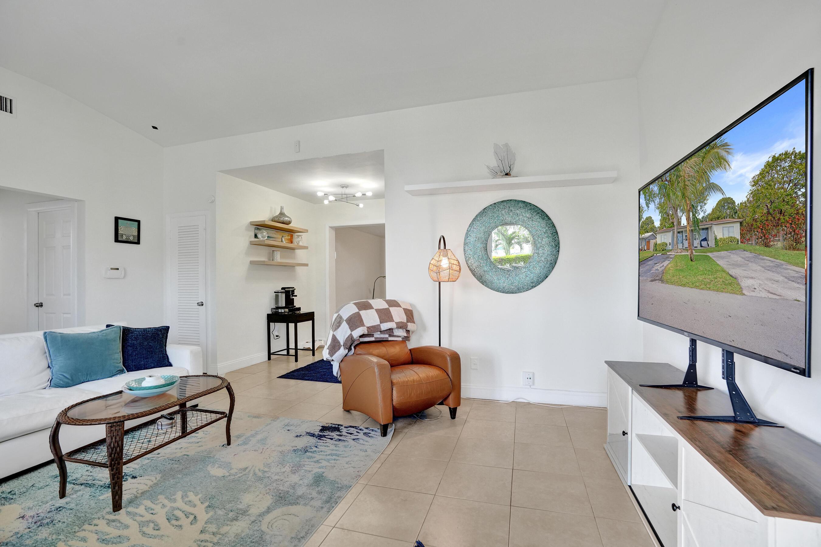 2461 NE 20th Avenue, Lighthouse Point, FL 33064, Lighthouse Point - Photo 4