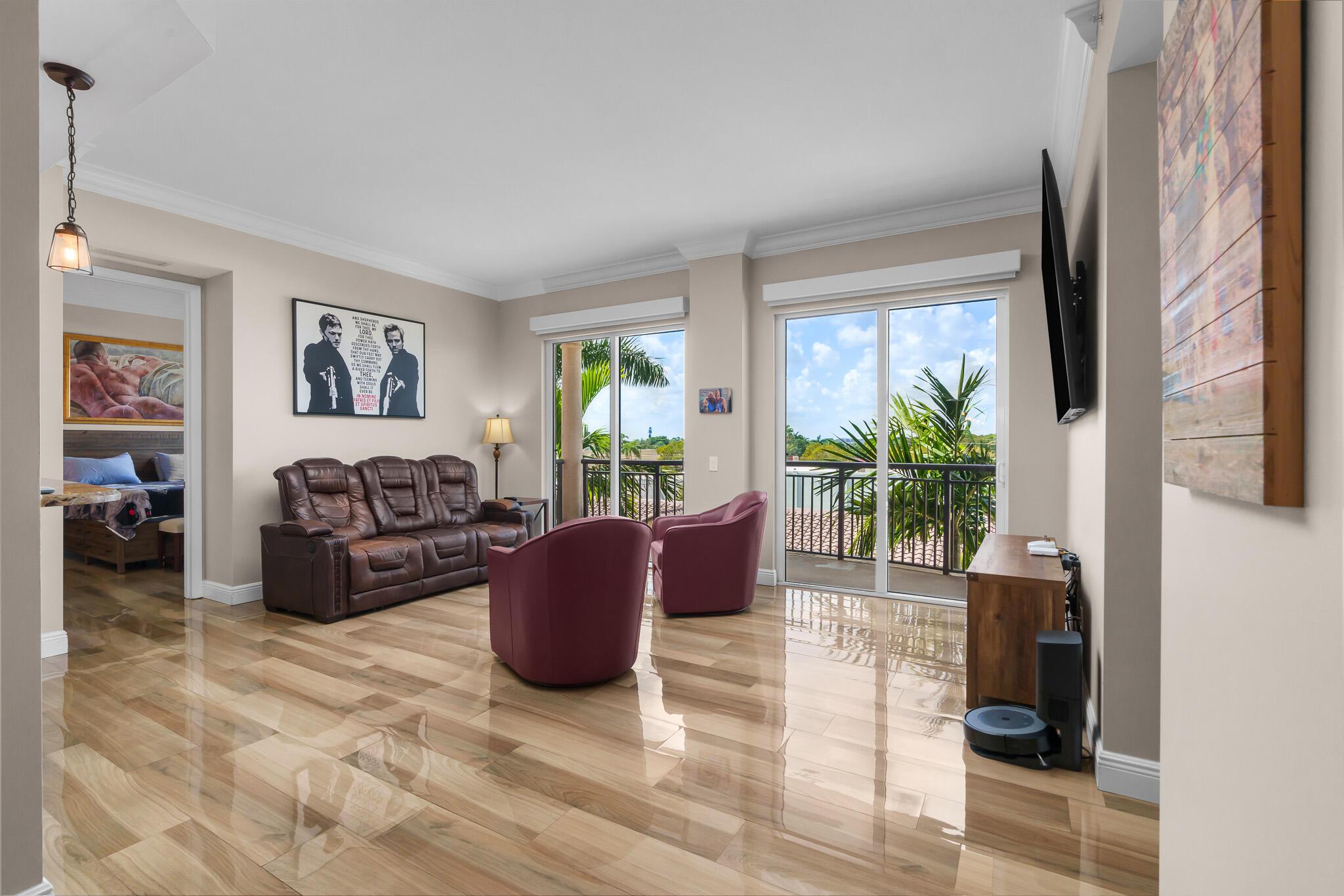 2633 NE 14th Avenue 308, Wilton Manors, FL 33334, Wilton Manors - Photo 4