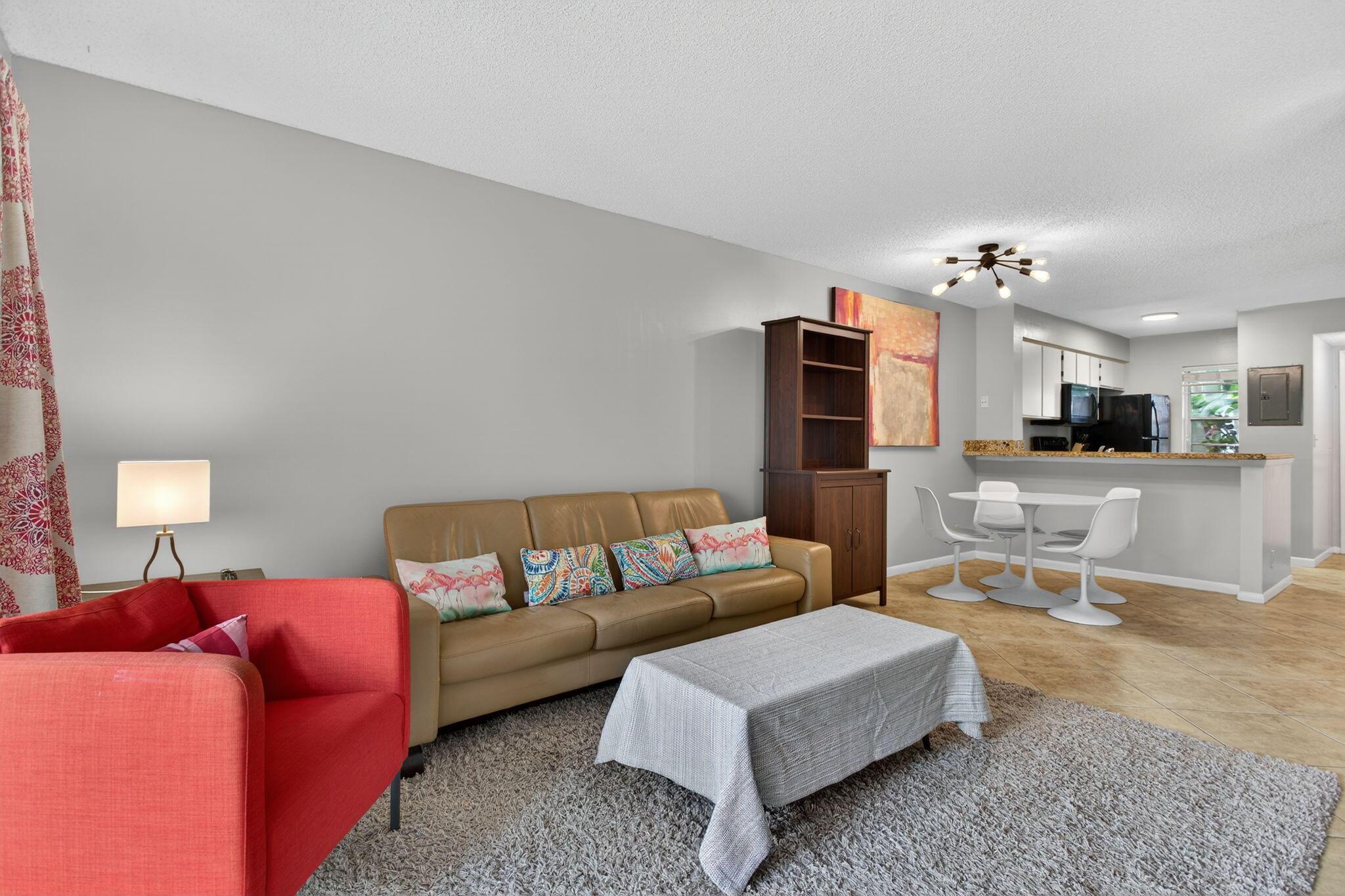 2230 N Cypress Bend Drive N 104, Pompano Beach, FL 33069, Pompano Beach - Photo 4