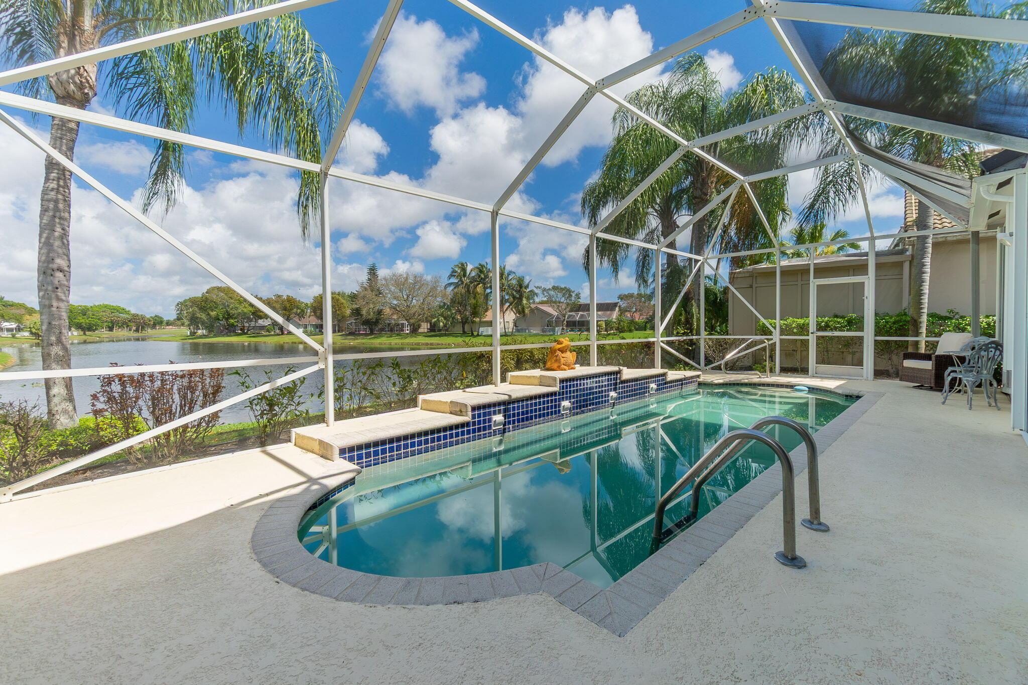 6005 Newport Village Way, Lake Worth, FL 33463, Lake Worth - Photo 2