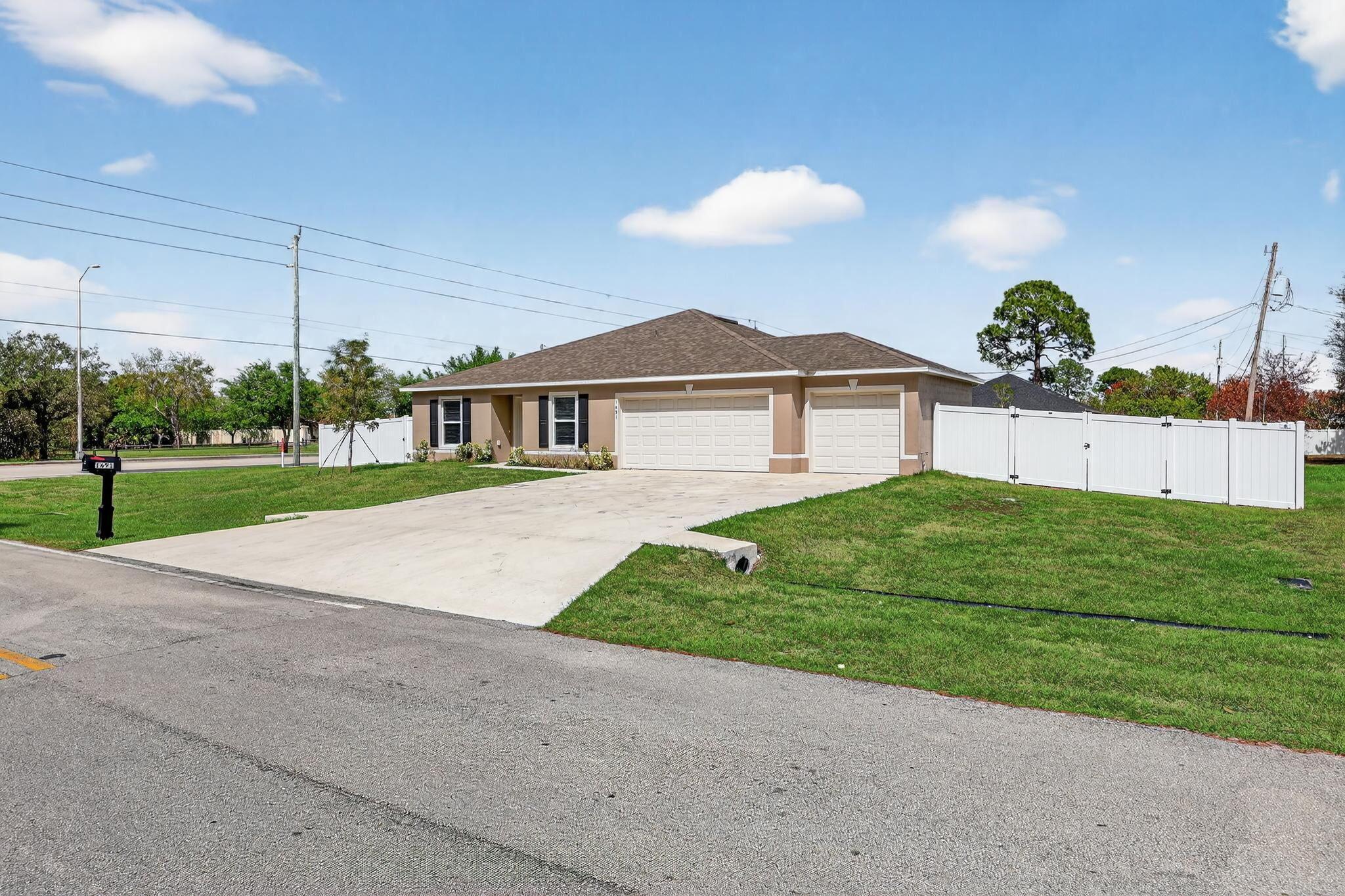 1691 SW Andalusia Road, Port St. Lucie, FL 34953, Port St. Lucie - Photo 4