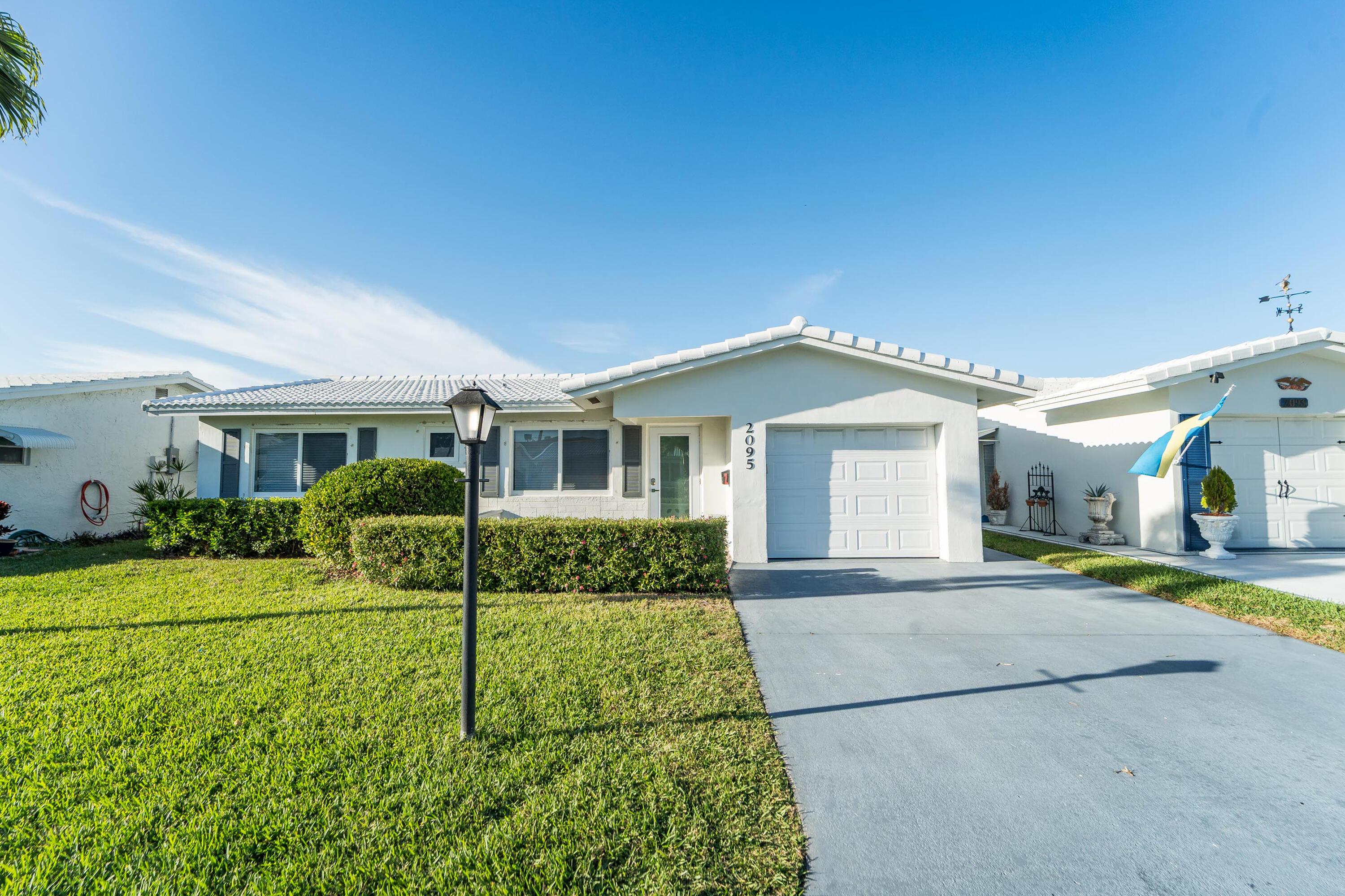 2095 SW 14 Avenue SW, Boynton Beach, FL 33426, Boynton Beach - Photo 3