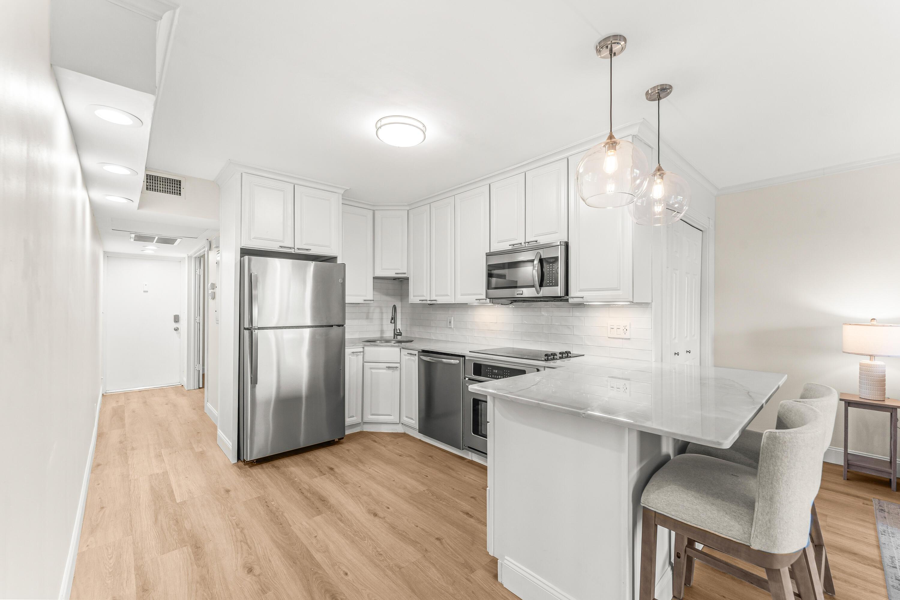 801 NE 18th Court Apt 111, Fort Lauderdale, FL 33305, Fort Lauderdale - Photo 4