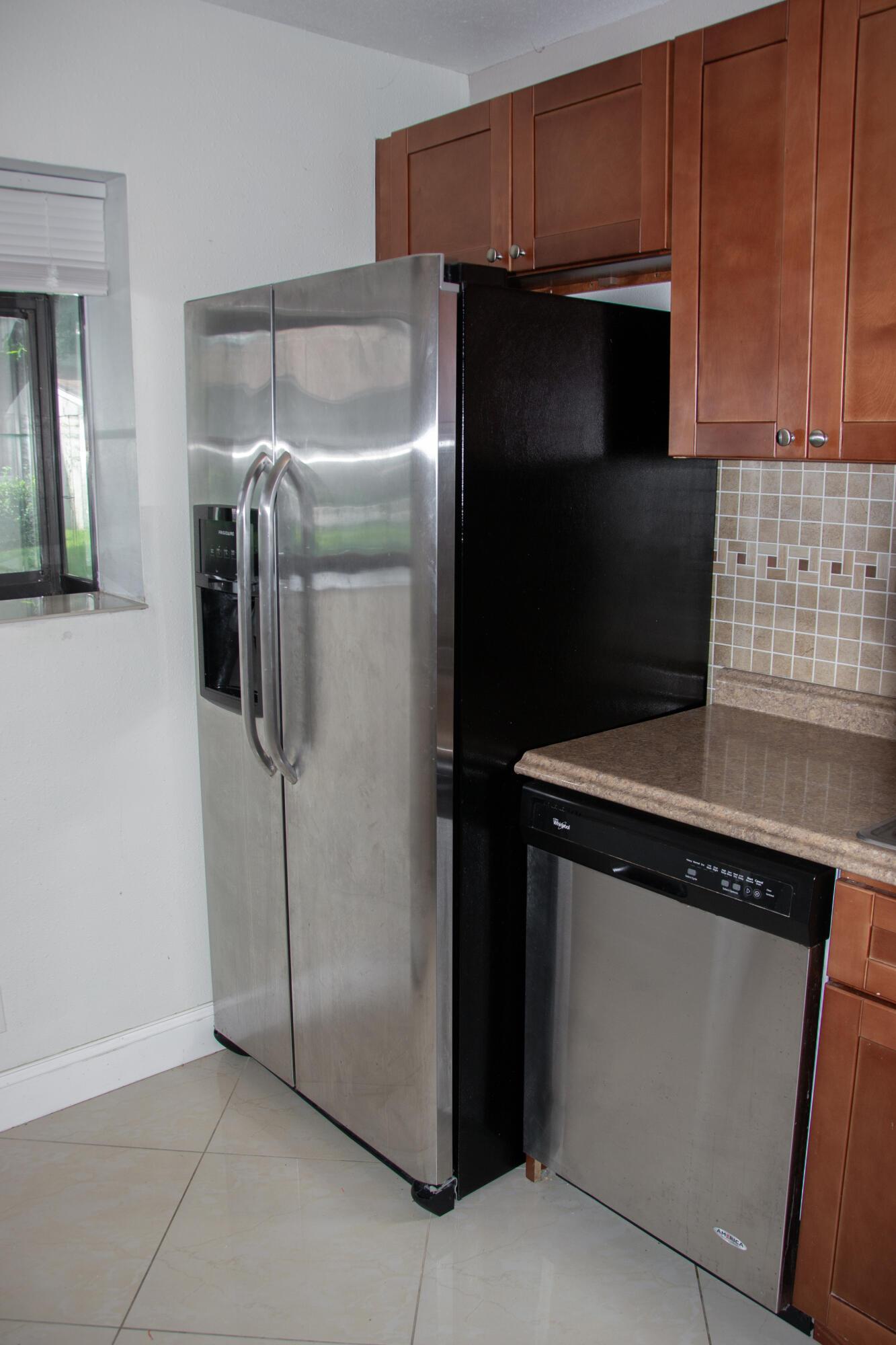 503 Gardens Dr 101, Pompano Beach, FL 33069, Pompano Beach - Photo 4