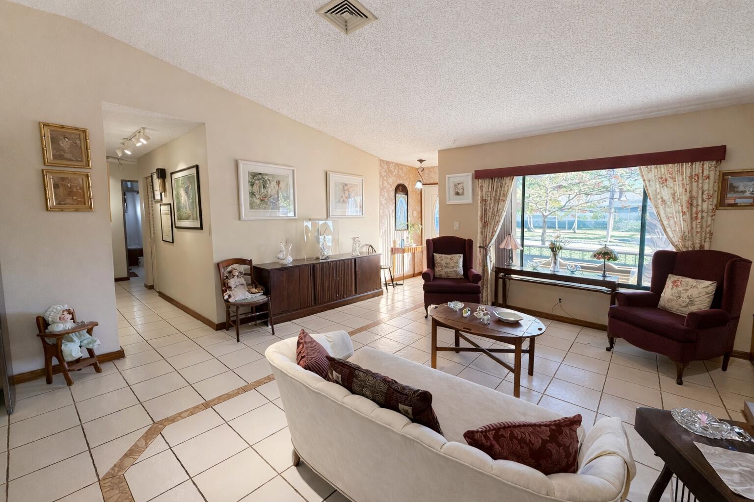 5361 NW 31st Street, Margate, FL 33063, Margate - Photo 3