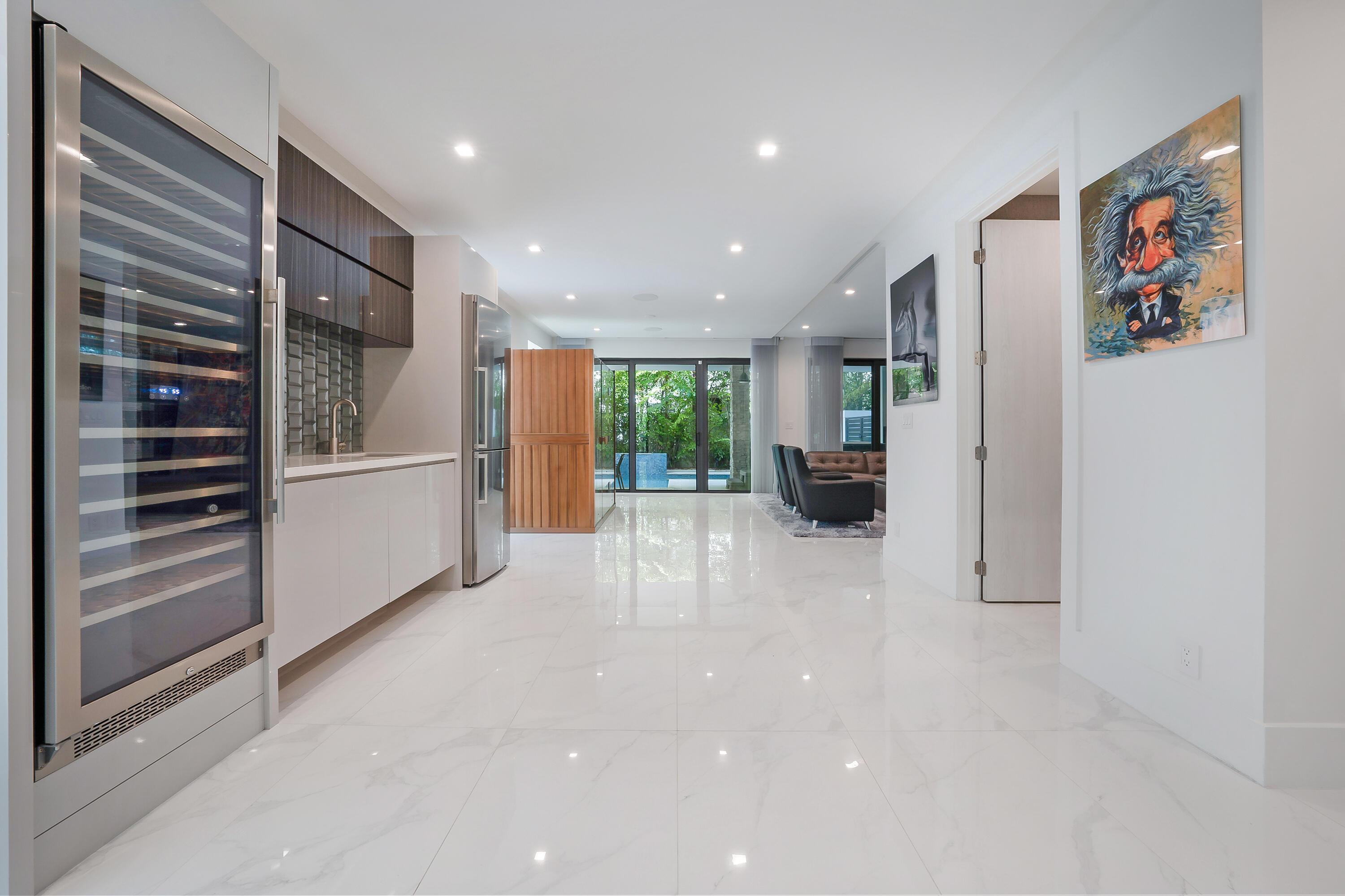 106 NE 16th Terrace, Fort Lauderdale, FL 33301, Fort Lauderdale - Photo 4