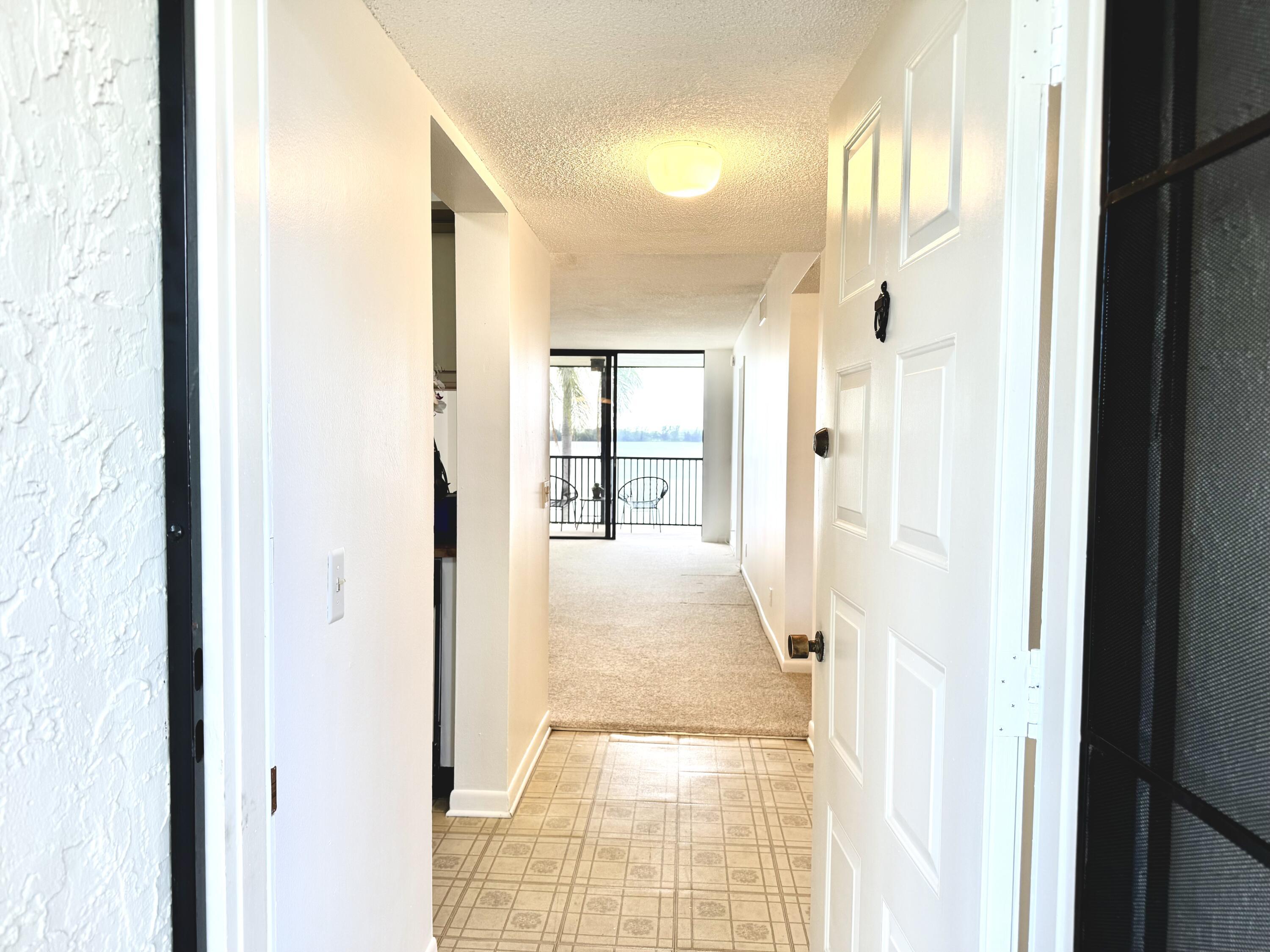 112 Lake Emerald Drive 204, Oakland Park, FL 33309, Oakland Park - Photo 4