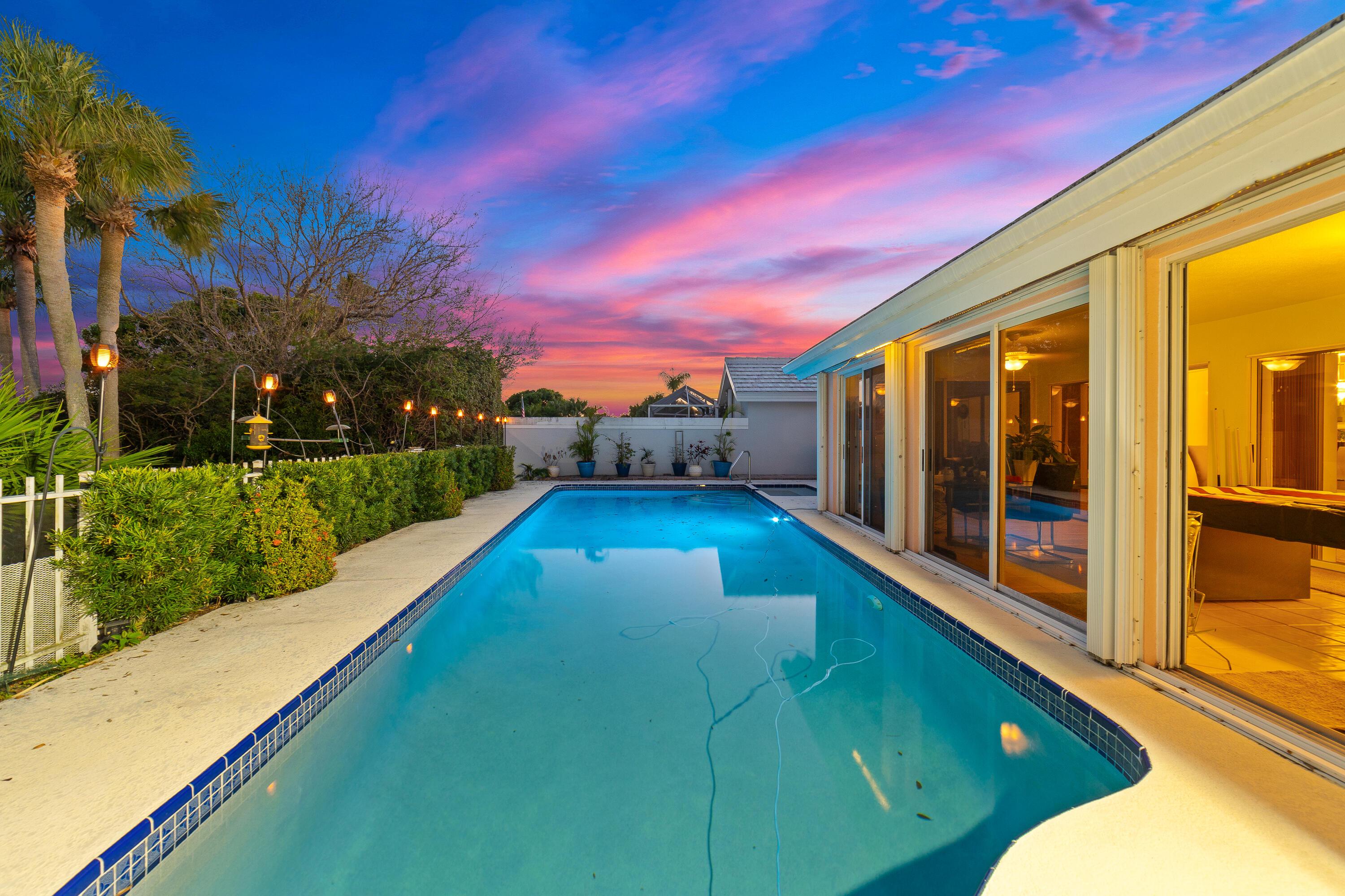 2370 Saratoga Bay Drive, West Palm Beach, FL 33409, West Palm Beach - Photo 3