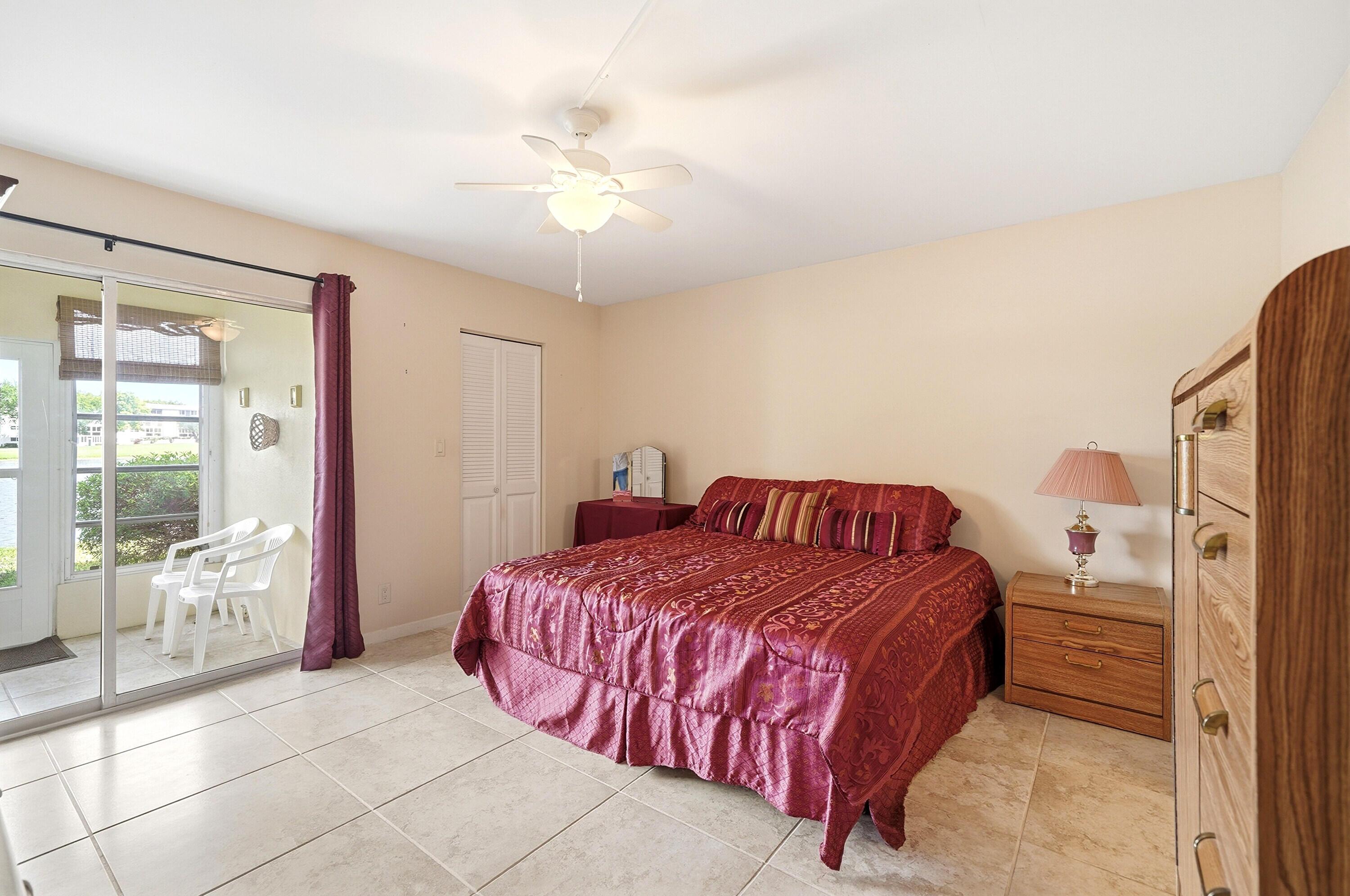 3204 Portofino Point H1, Coconut Creek, FL 33066, Coconut Creek - Photo 4