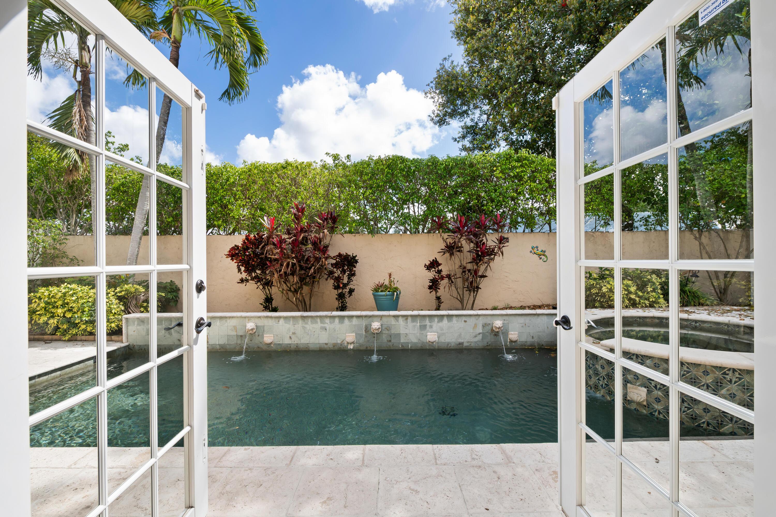 2850 E Sable Circle, Margate, FL 33063, Margate - Photo 2