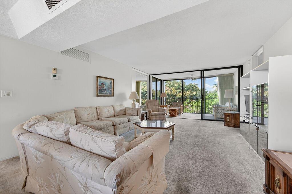 501 SW 11th Place 402-a, Boca Raton, FL 33432, Boca Raton - Photo 3