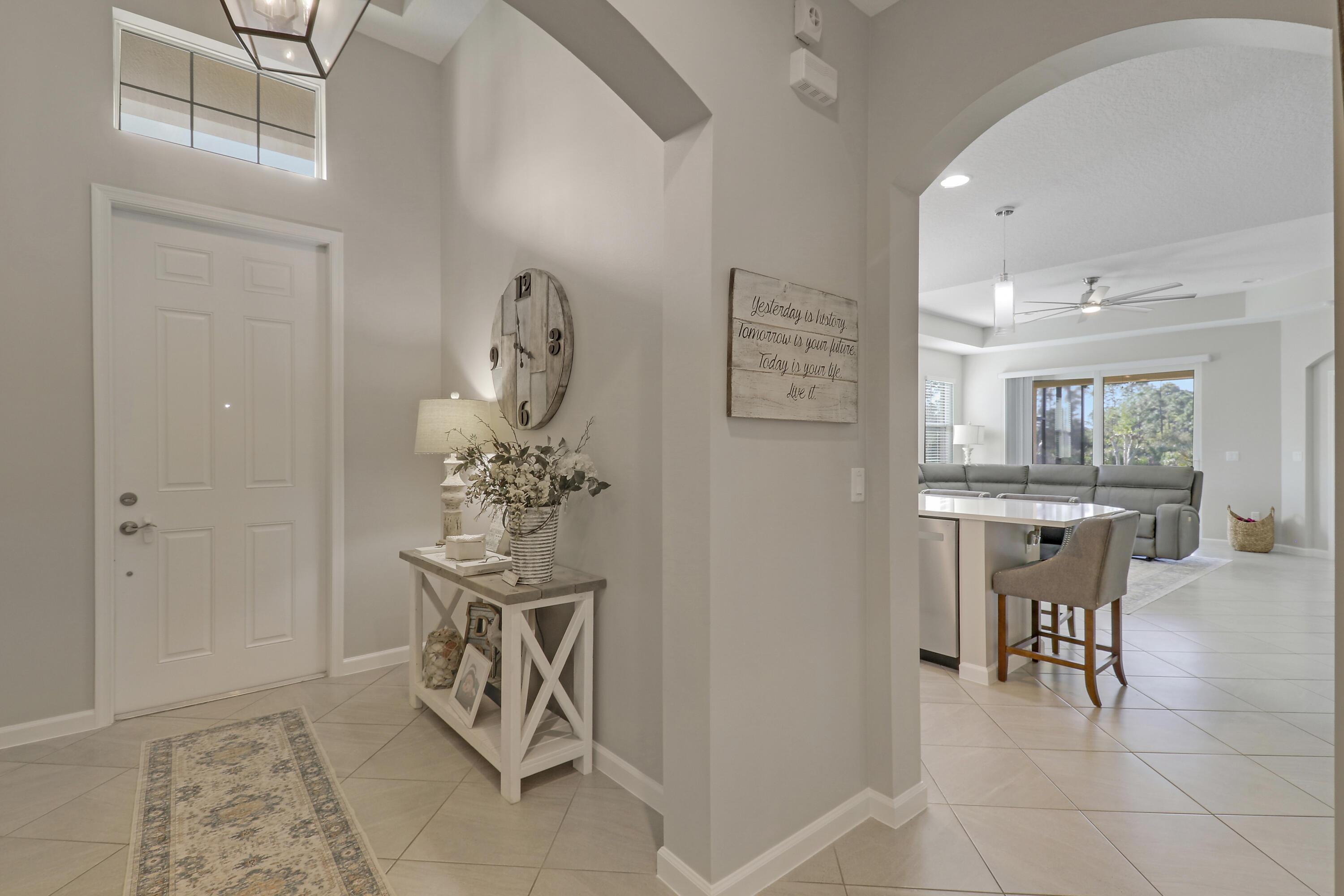 10894 SW Winding Lakes Cir, Port St. Lucie, FL 34987, Port St. Lucie - Photo 5