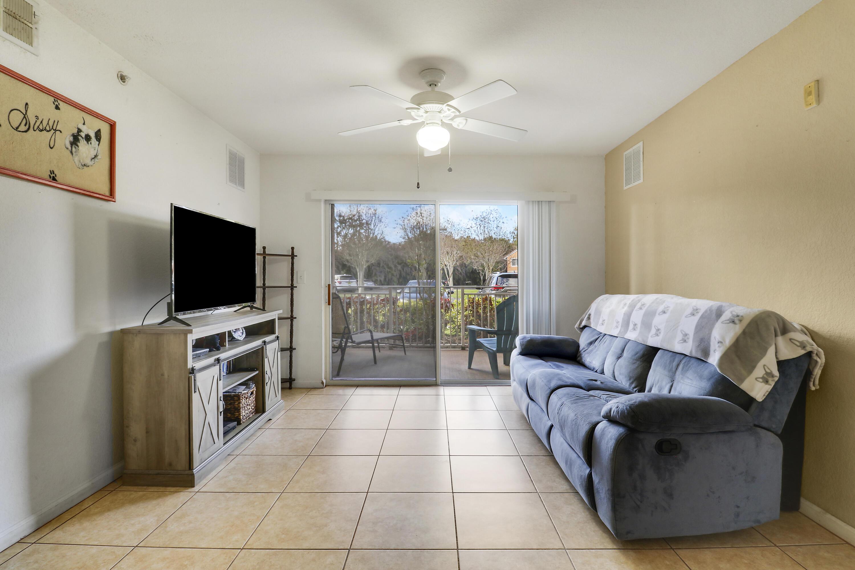 181 SW Palm Dr 103, Port St. Lucie, FL 34986, Port St. Lucie - Photo 4