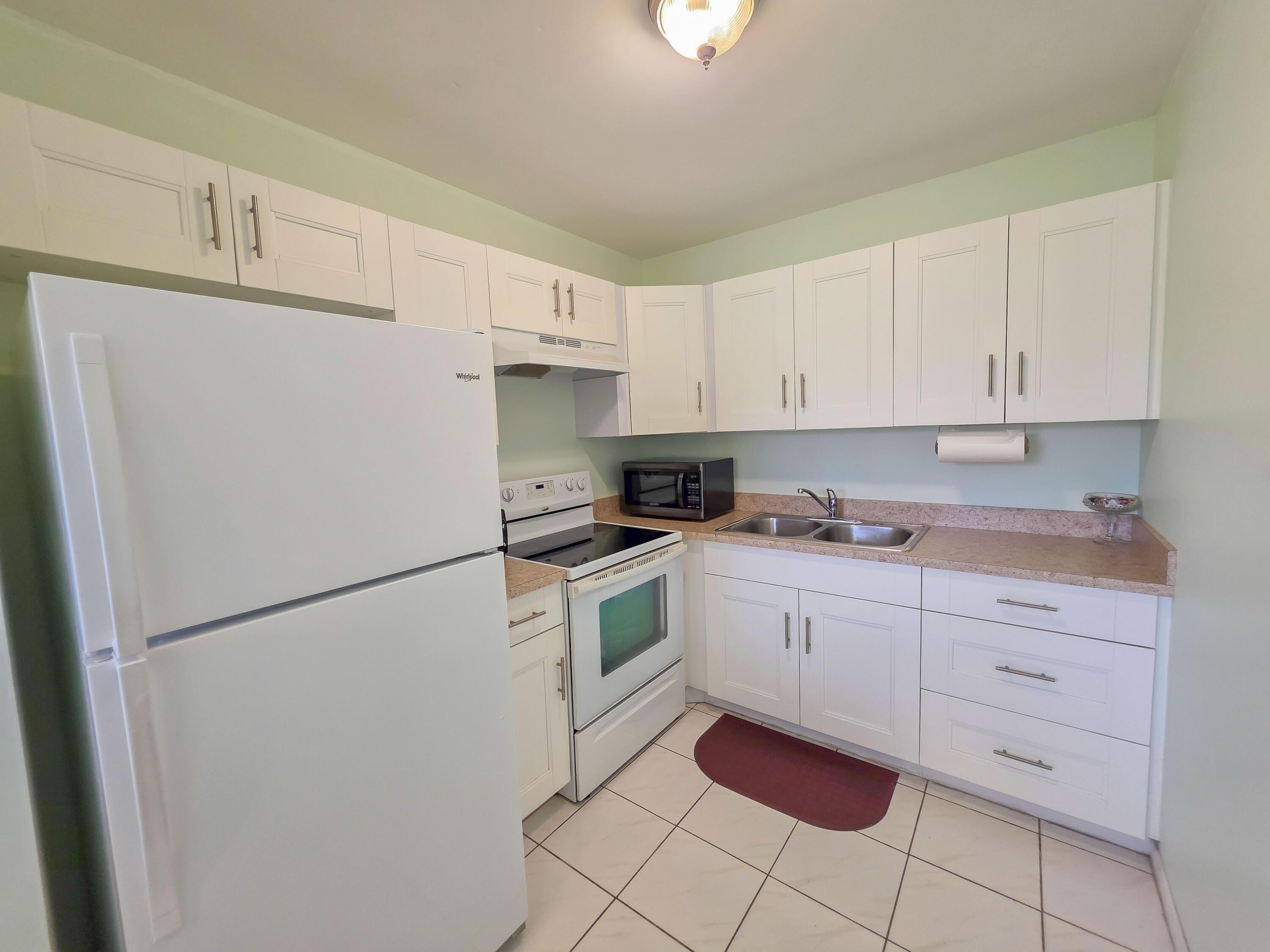 291 Norwich M, West Palm Beach, FL 33417, West Palm Beach - Photo 3