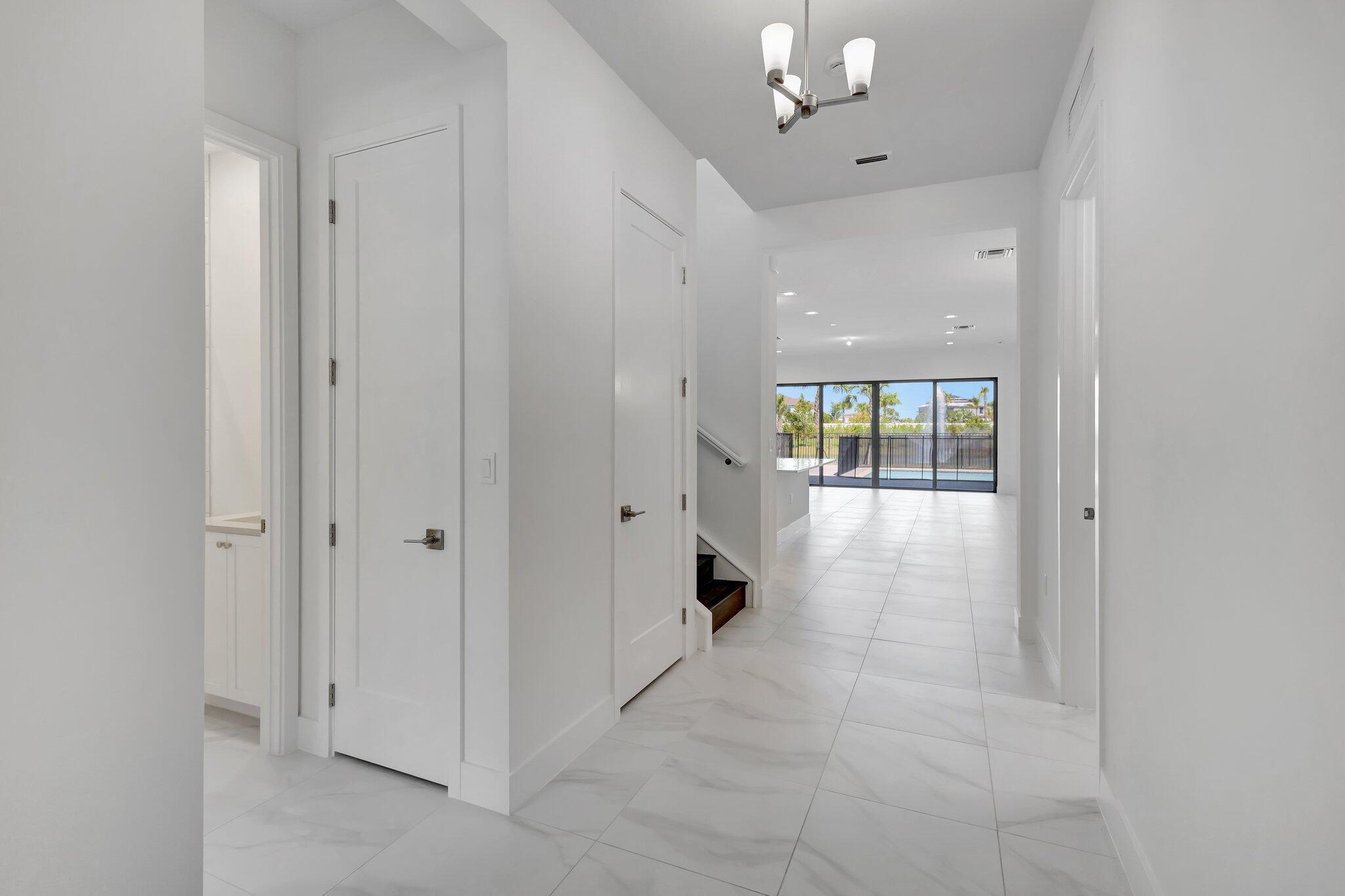 13079 Feathering Way, Palm Beach Gardens, FL 33412, Palm Beach Gardens - Photo 2