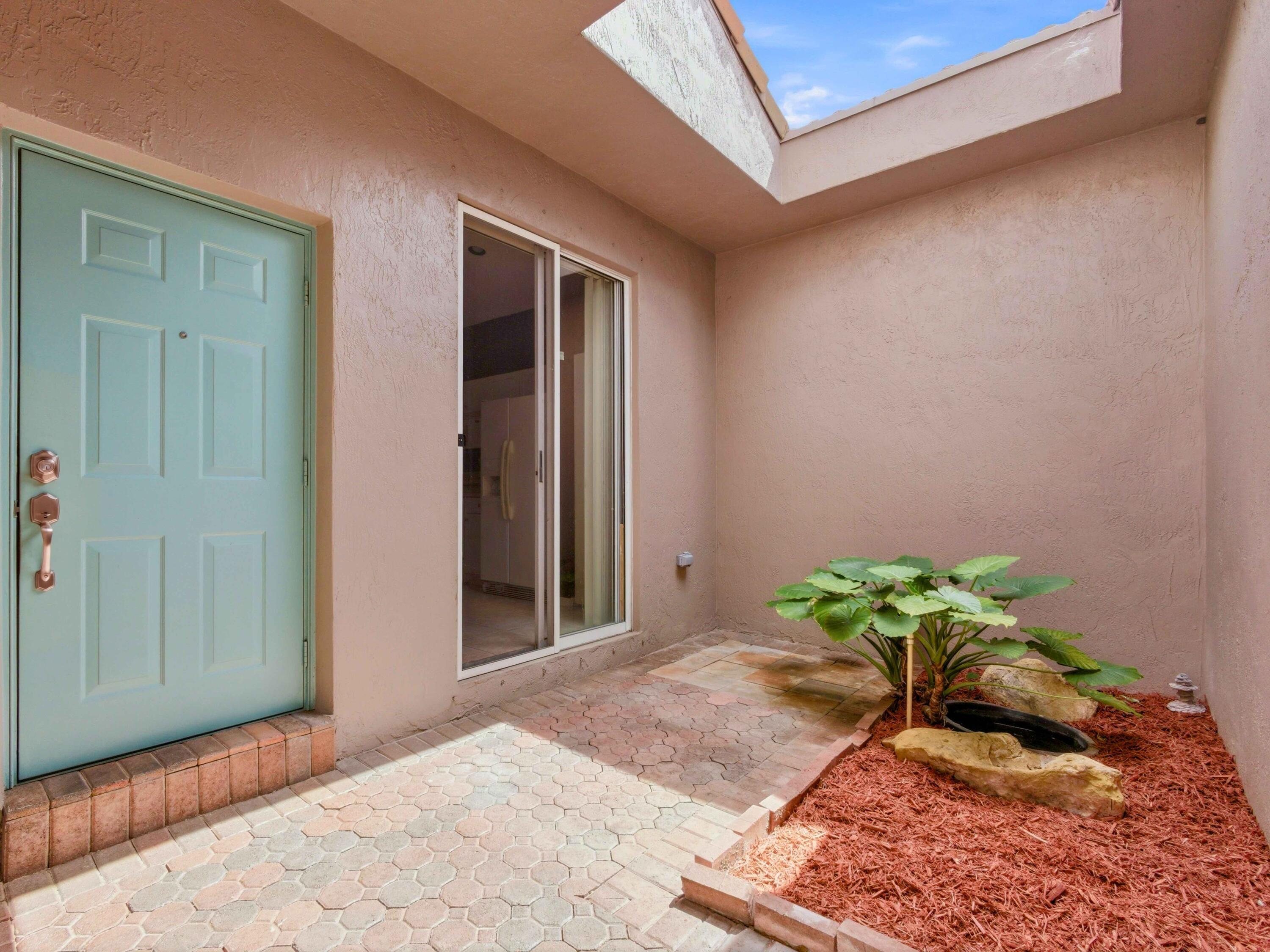 2920 E Aragon Boulevard 3, Sunrise, FL 33313, Sunrise - Photo 4