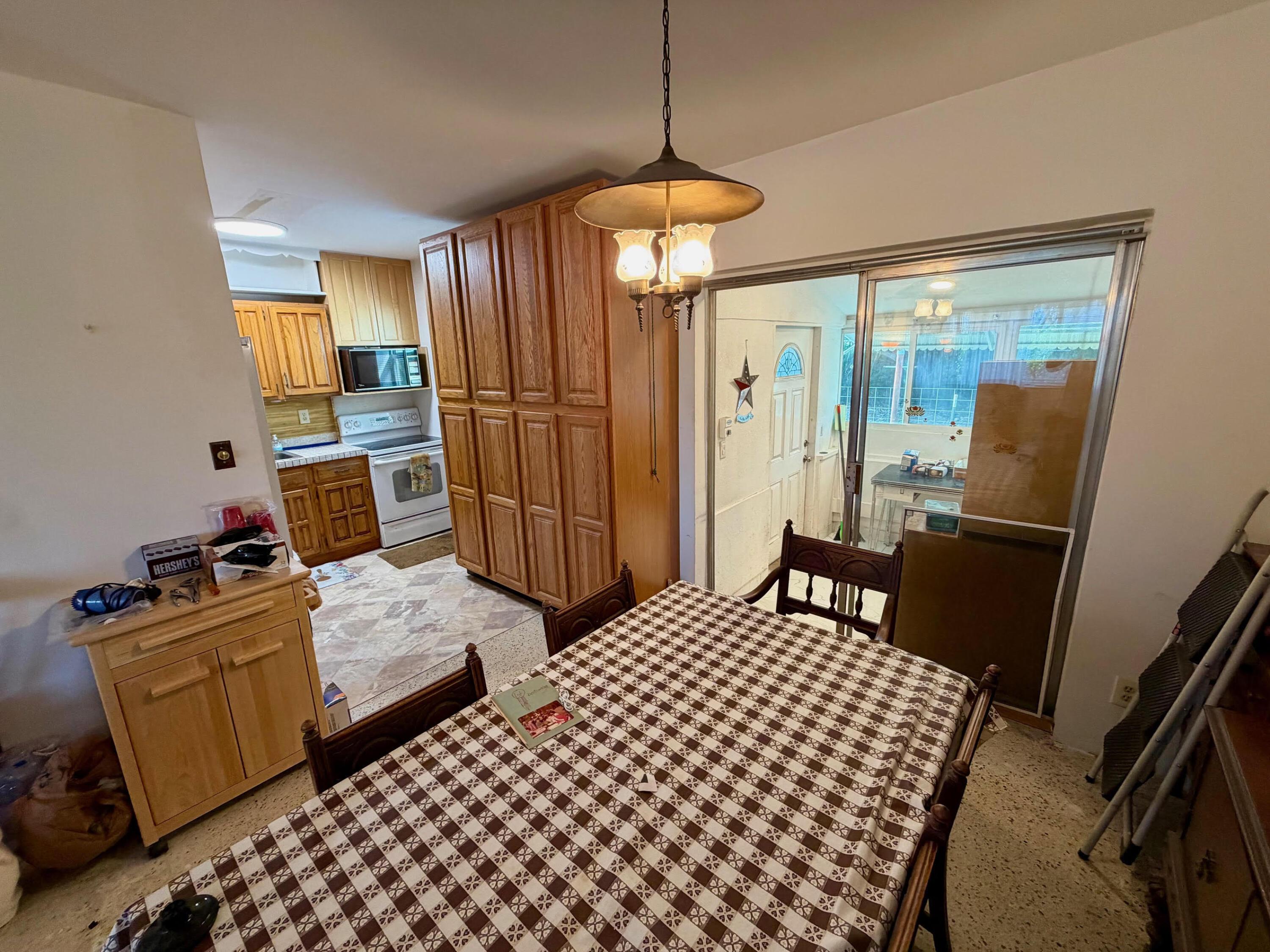 360 Forest Hill Boulevard, West Palm Beach, FL 33405, West Palm Beach - Photo 3