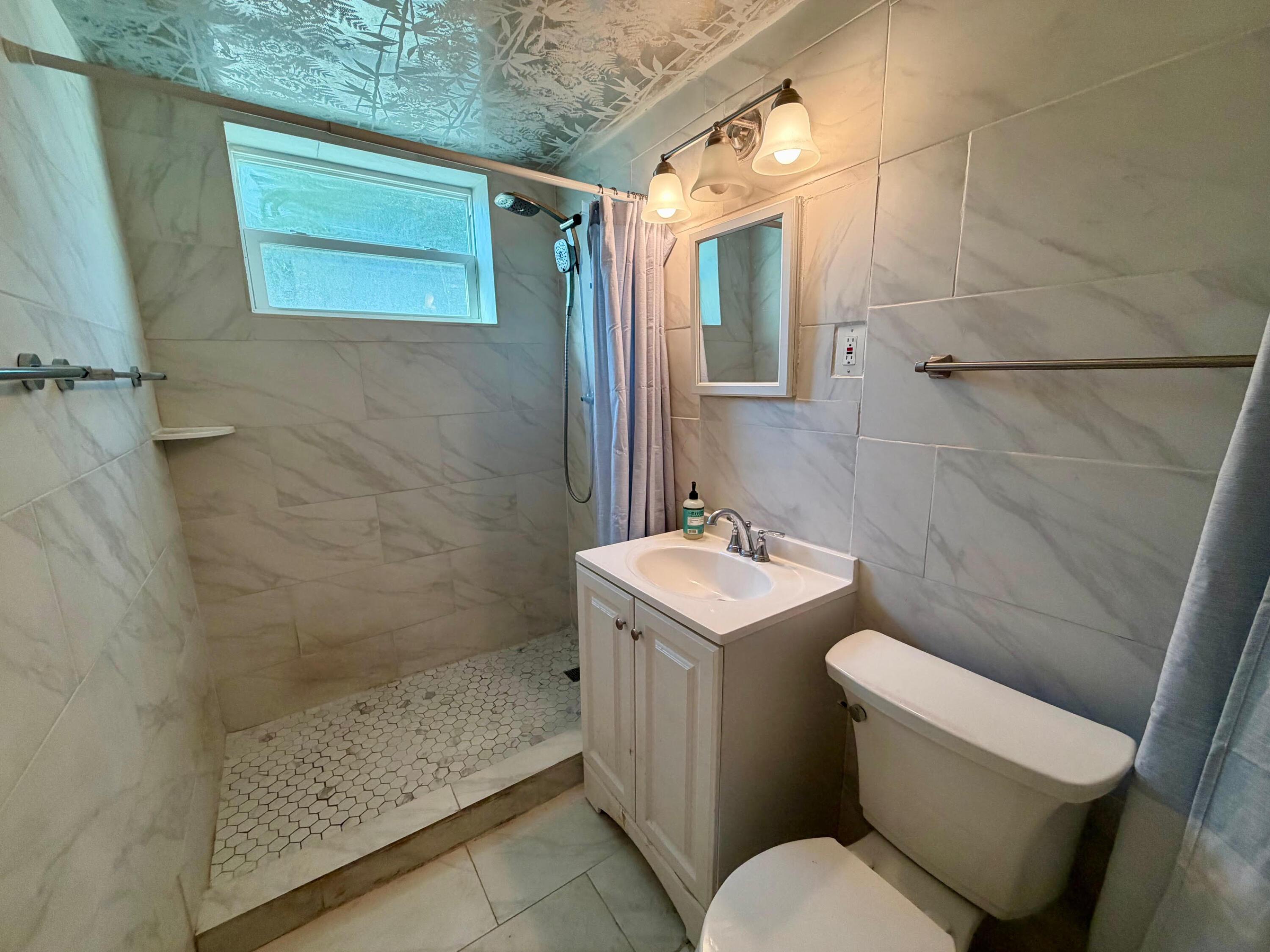 360 Forest Hill Boulevard, West Palm Beach, FL 33405, West Palm Beach - Photo 5